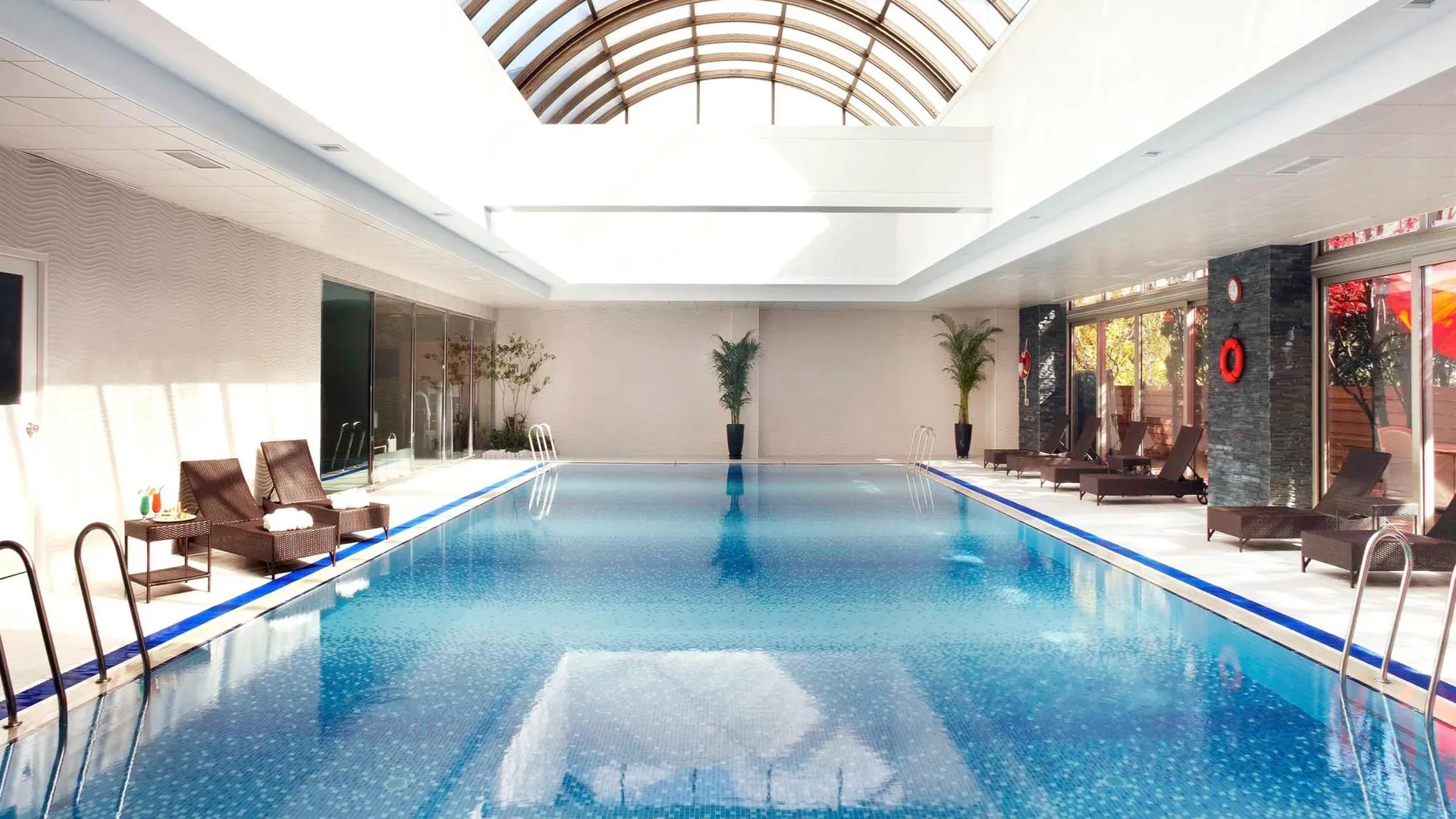 서울 노보텔 앰배서더 서울 강남  5성급 호텔 레스토랑