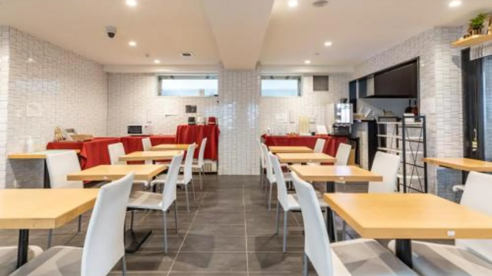 교토 호텔 엑설런스 엔마치 에키마에 3성급 호텔 전망