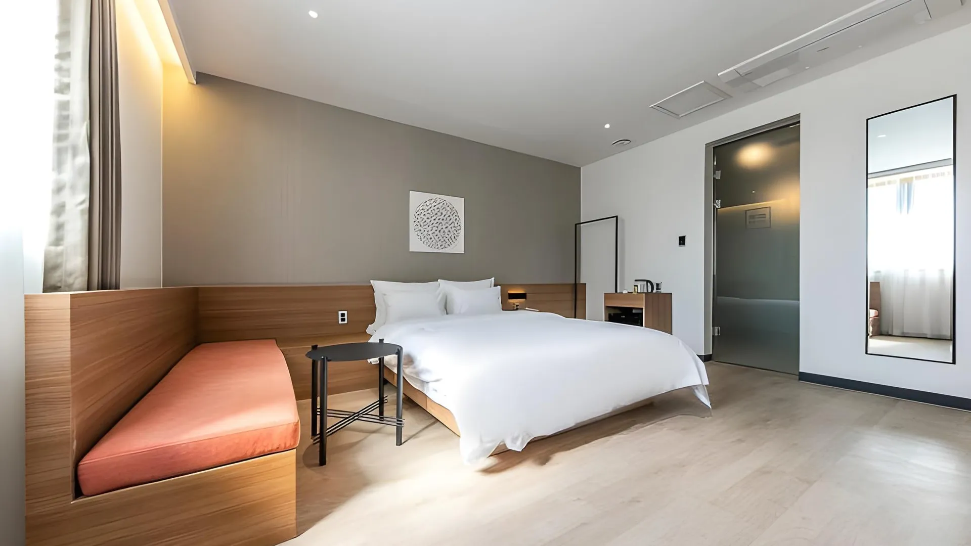 울산 울산 무거동 넘버25 울산무거점 1성급 호텔 스위트룸