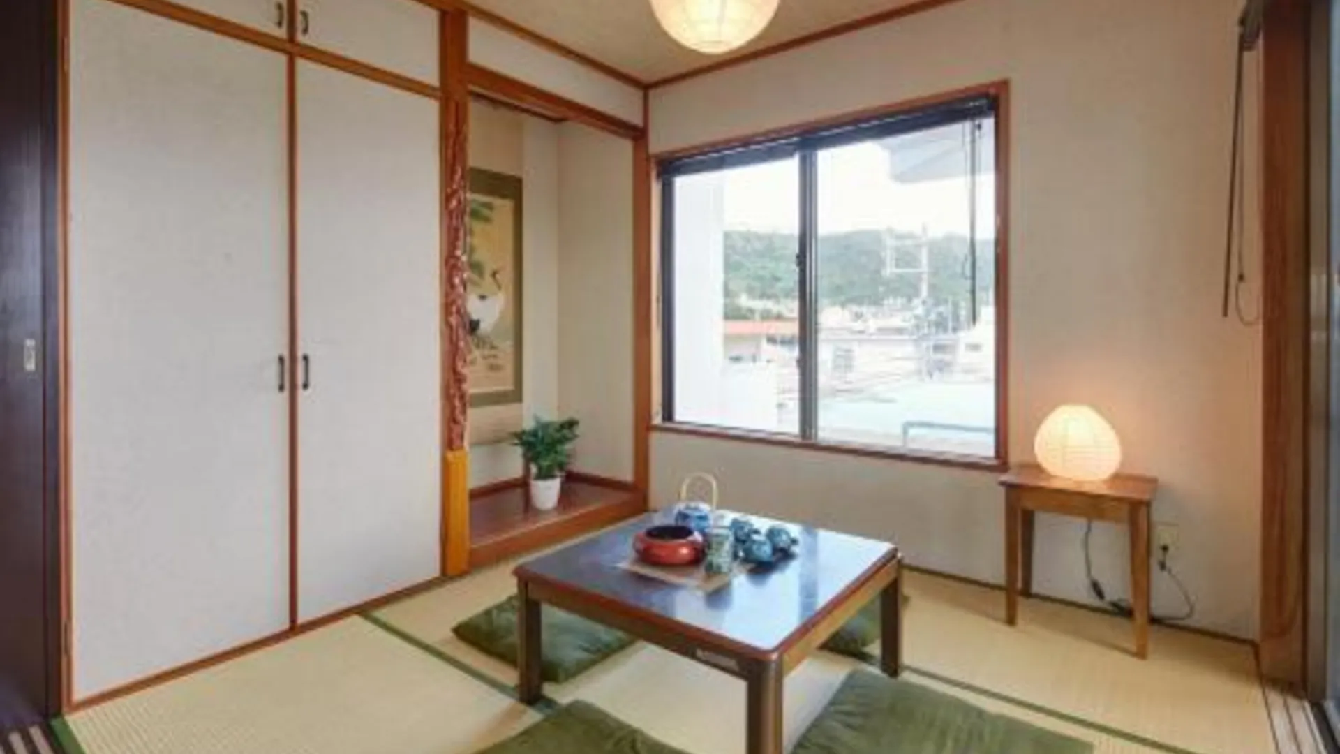 오키나와 본섬 Wind Henza 3성급 게스트하우스 스위트룸