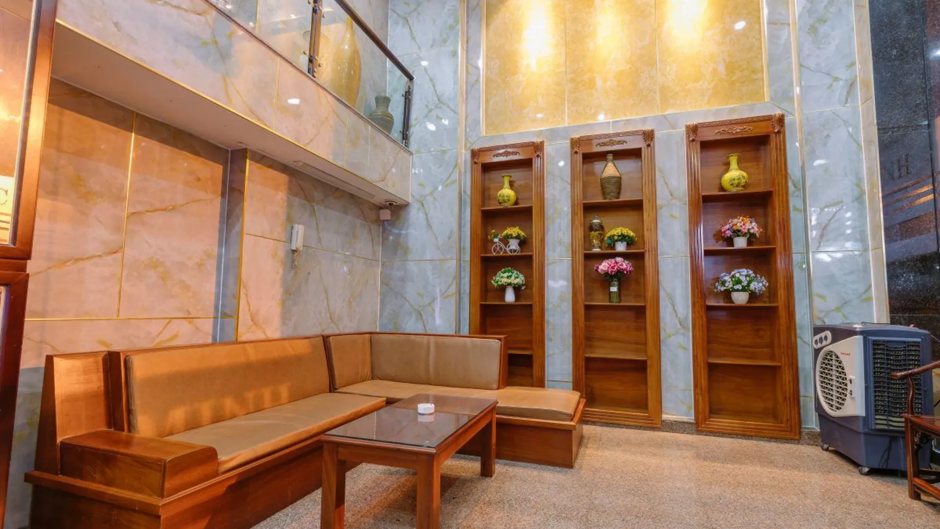 호치민 득민 사이공 에어포트 호텔 3성급 호텔 외관