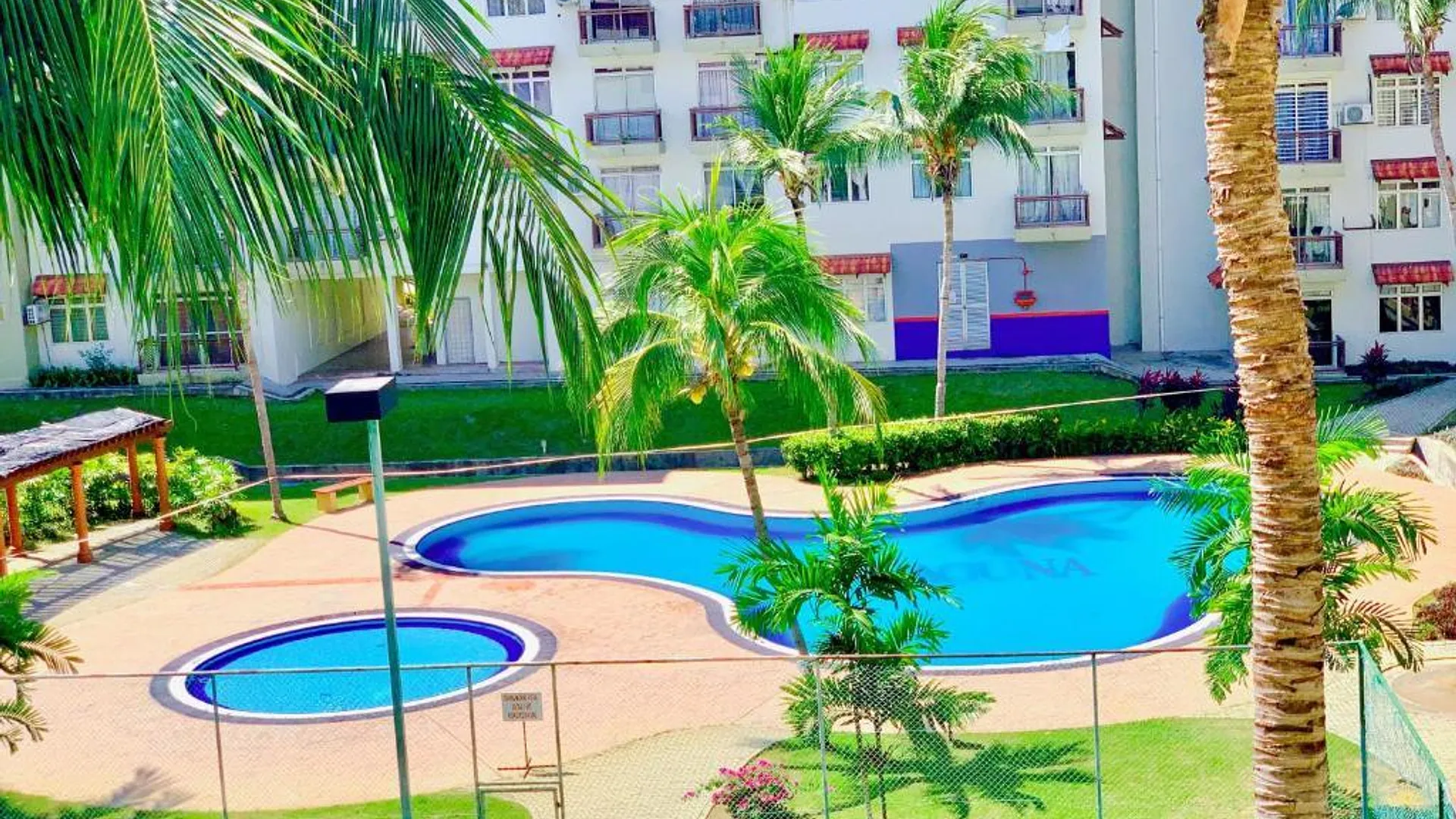 포트 딕슨 시 루사의 아파트먼트 (1065m², 침실 3개, 프라이빗 욕실 2개) 3성급 싱글룸 로비