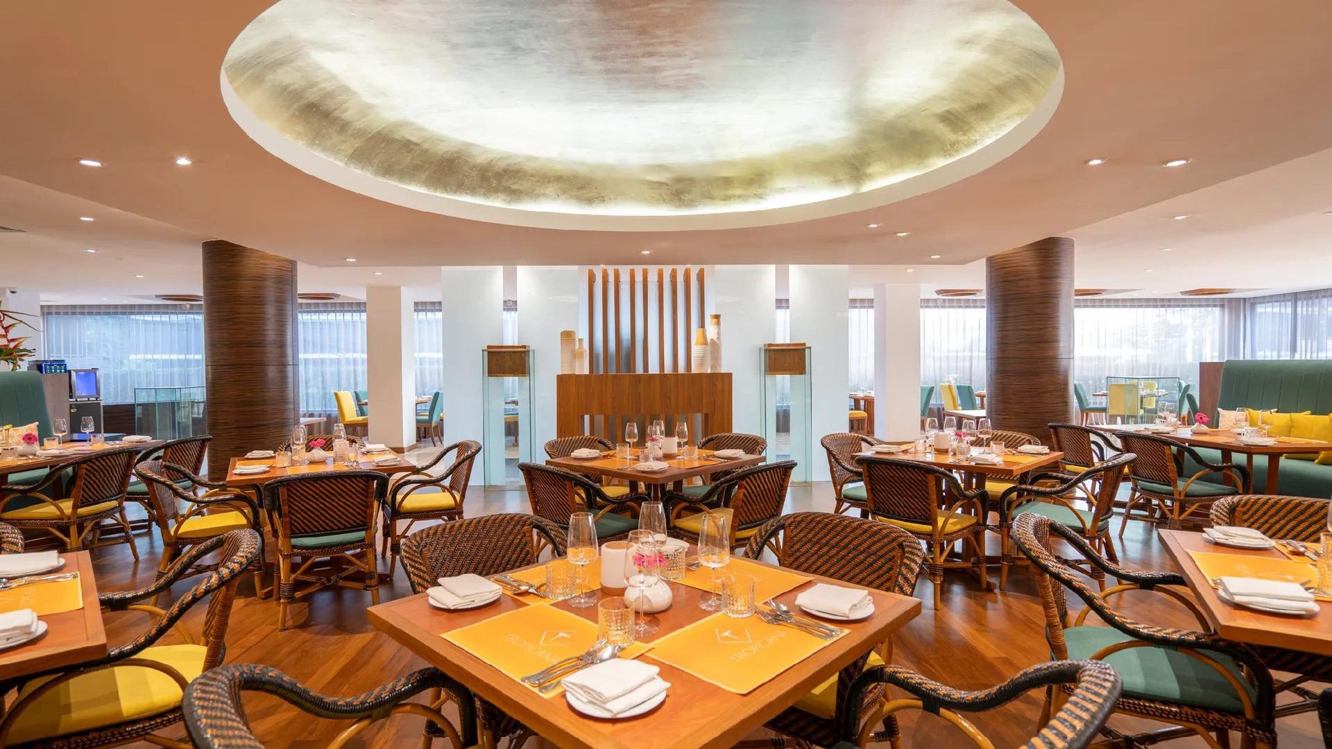 방콕 NH 방콕 수쿰빗 불러바드 5성급 호텔 외관