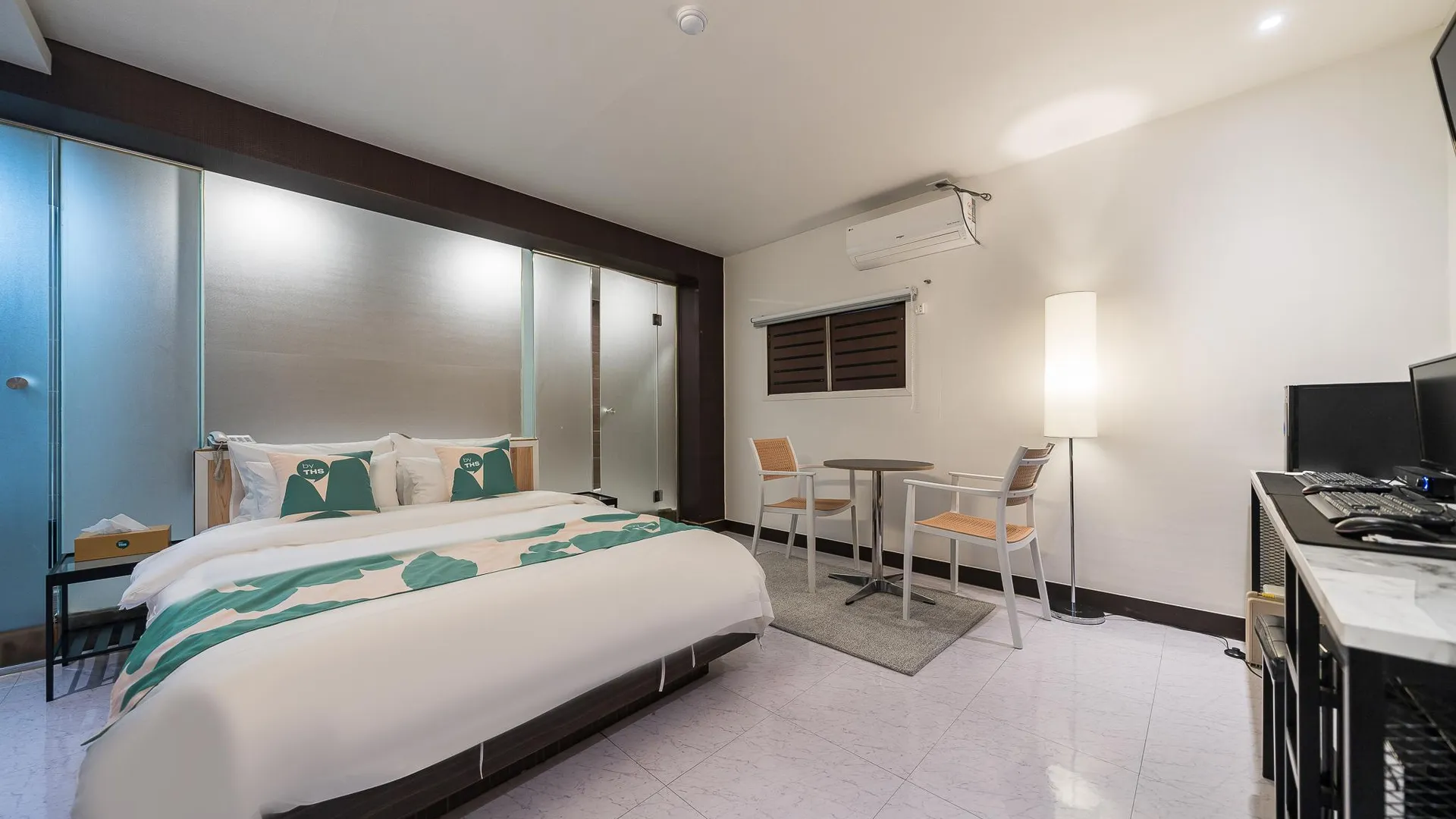 시흥 발렌타인호텔 월곶점 1성급 호텔 스위트룸