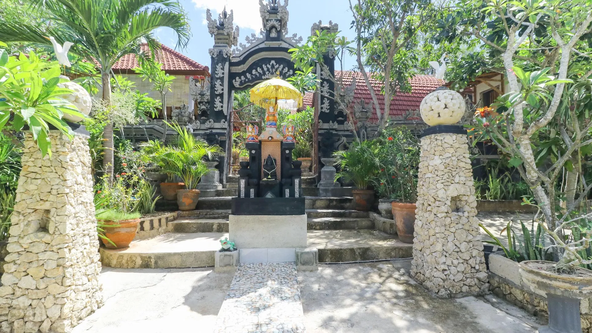 발리 라투 코티지 2성급 게스트하우스 레스토랑