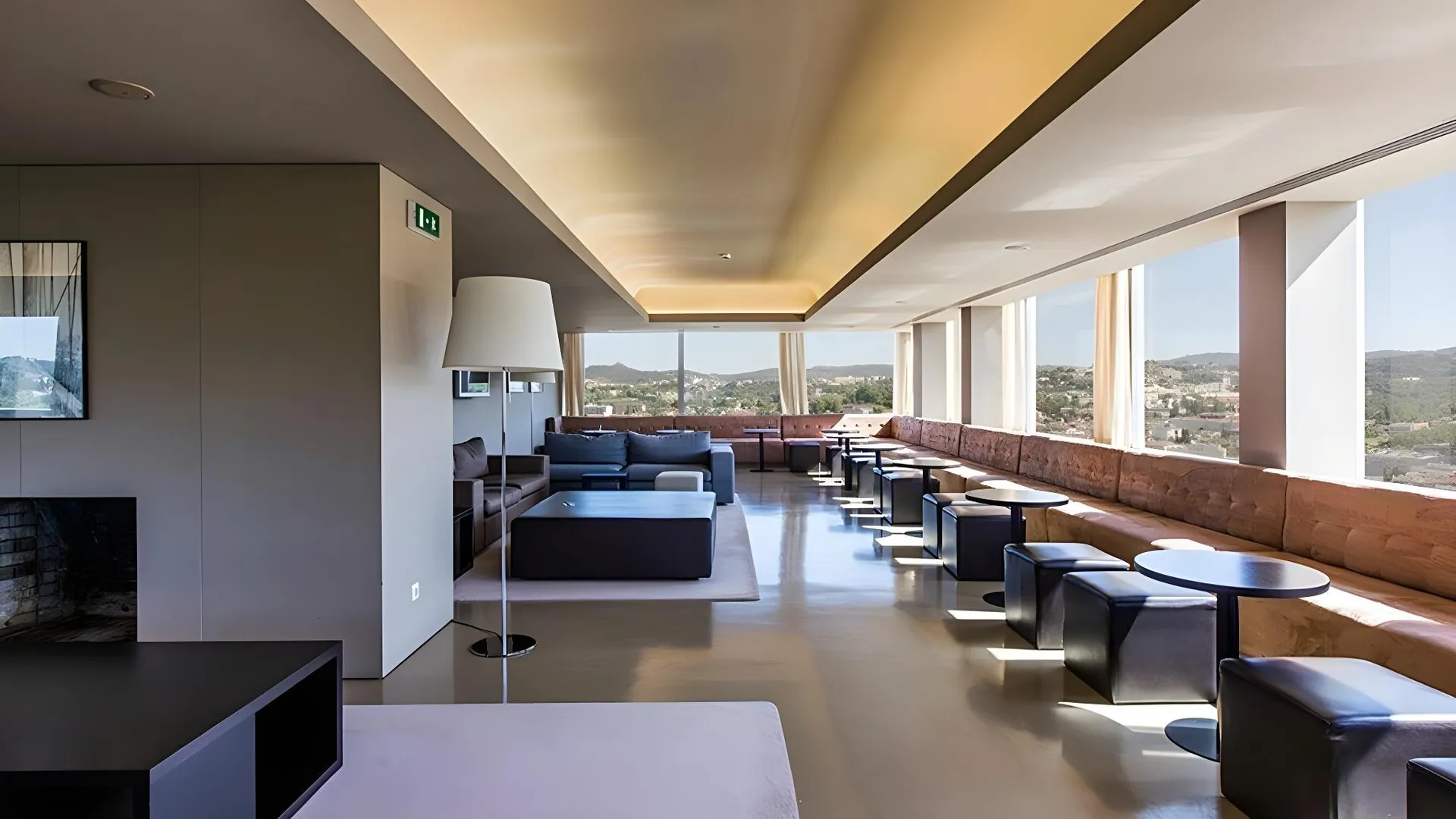 귀마레스 호텔 푼다도르 3성급 호텔 로비