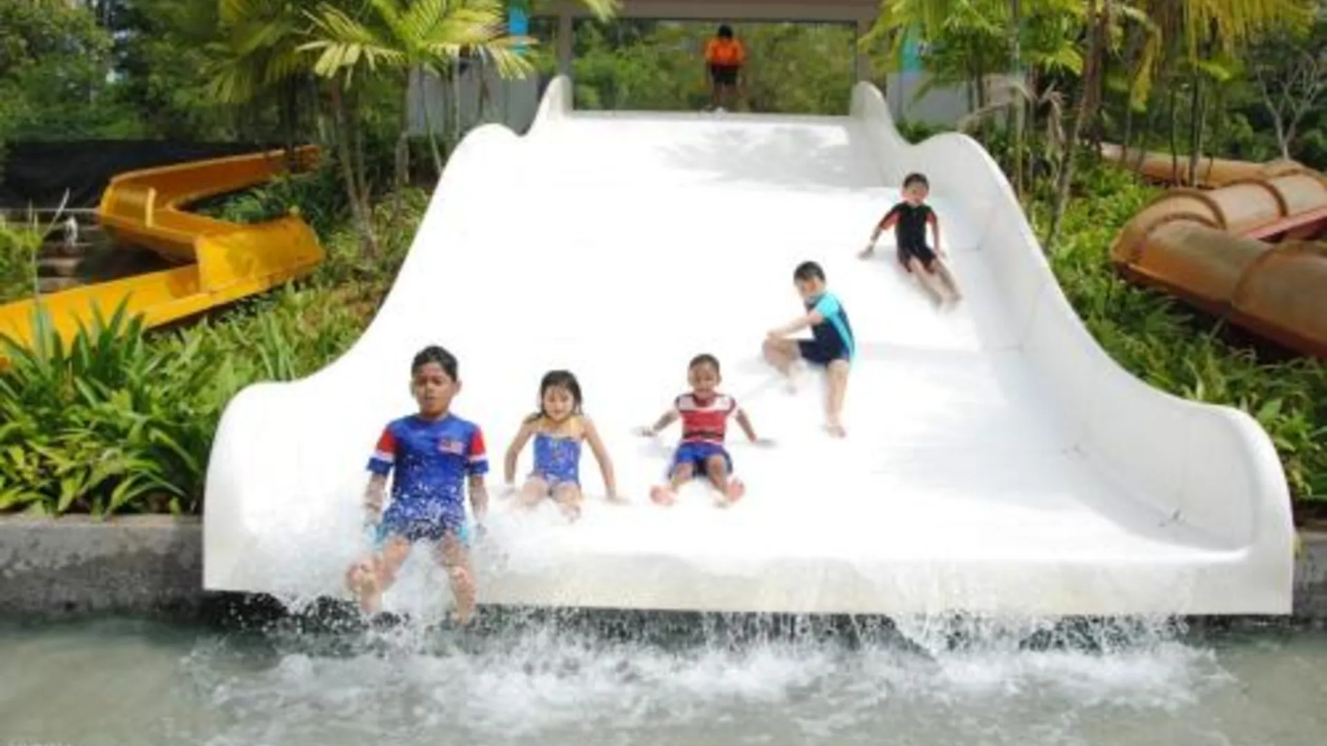 말라카 클레방의 아파트먼트 (90m², 침실 3개, 프라이빗 욕실 2개) 5성급 게스트하우스 수영장