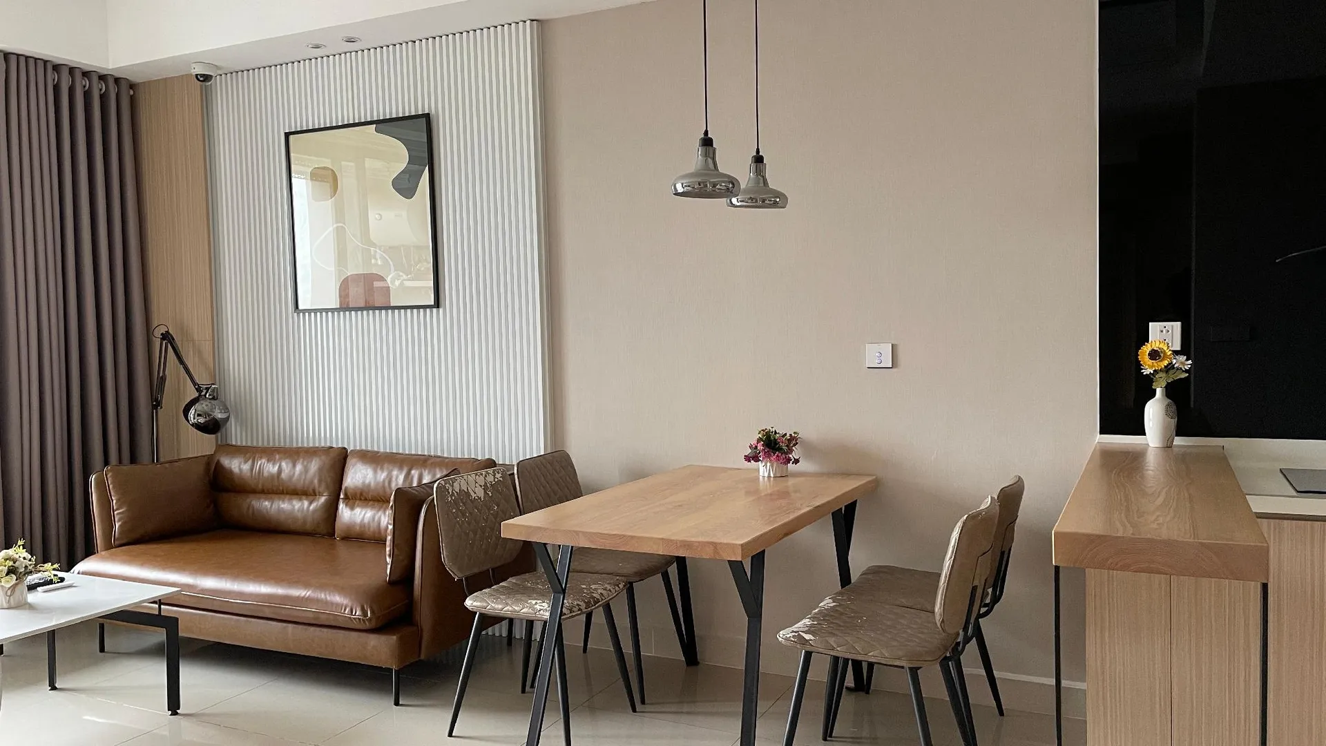 호치민 푸뉴언의 아파트먼트 (75m², 침실 2개, 프라이빗 욕실 2개) 2성급 싱글룸 객실