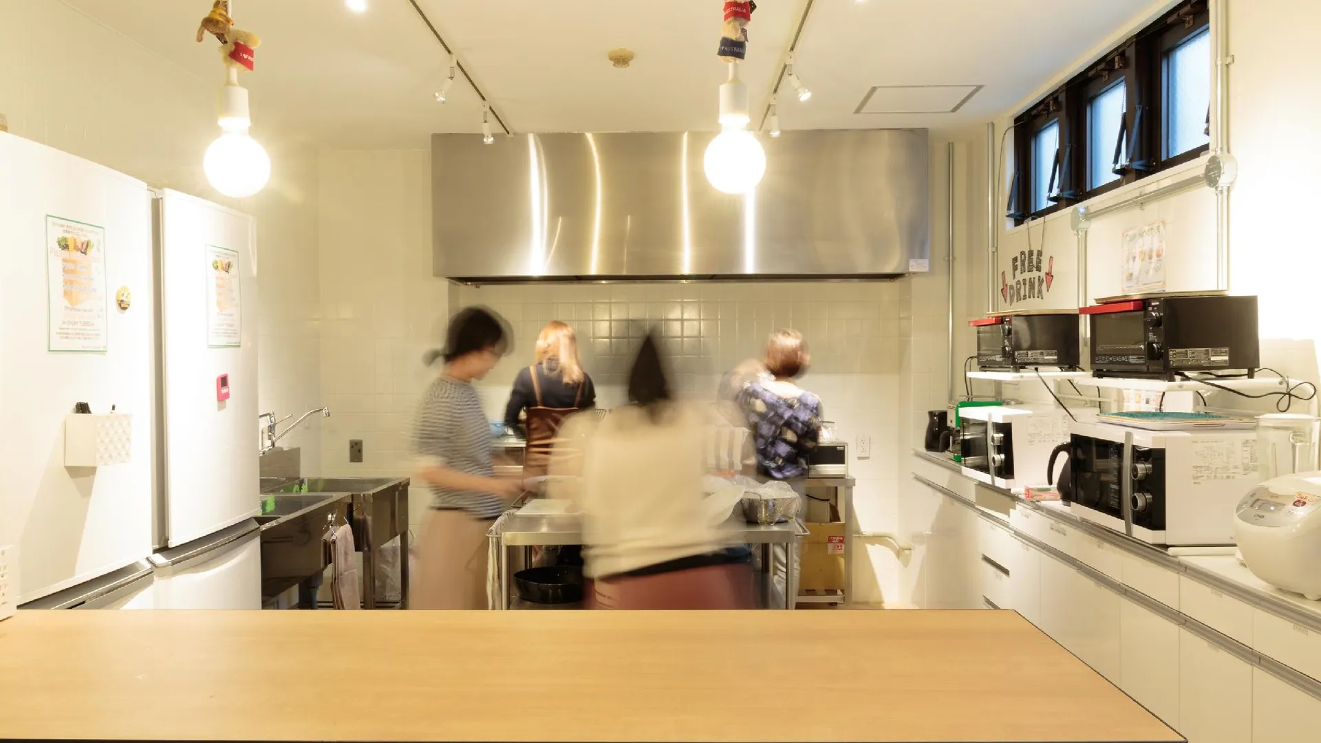 오사카 J-호퍼스 오사카 유니버설 1성급 호텔 수영장