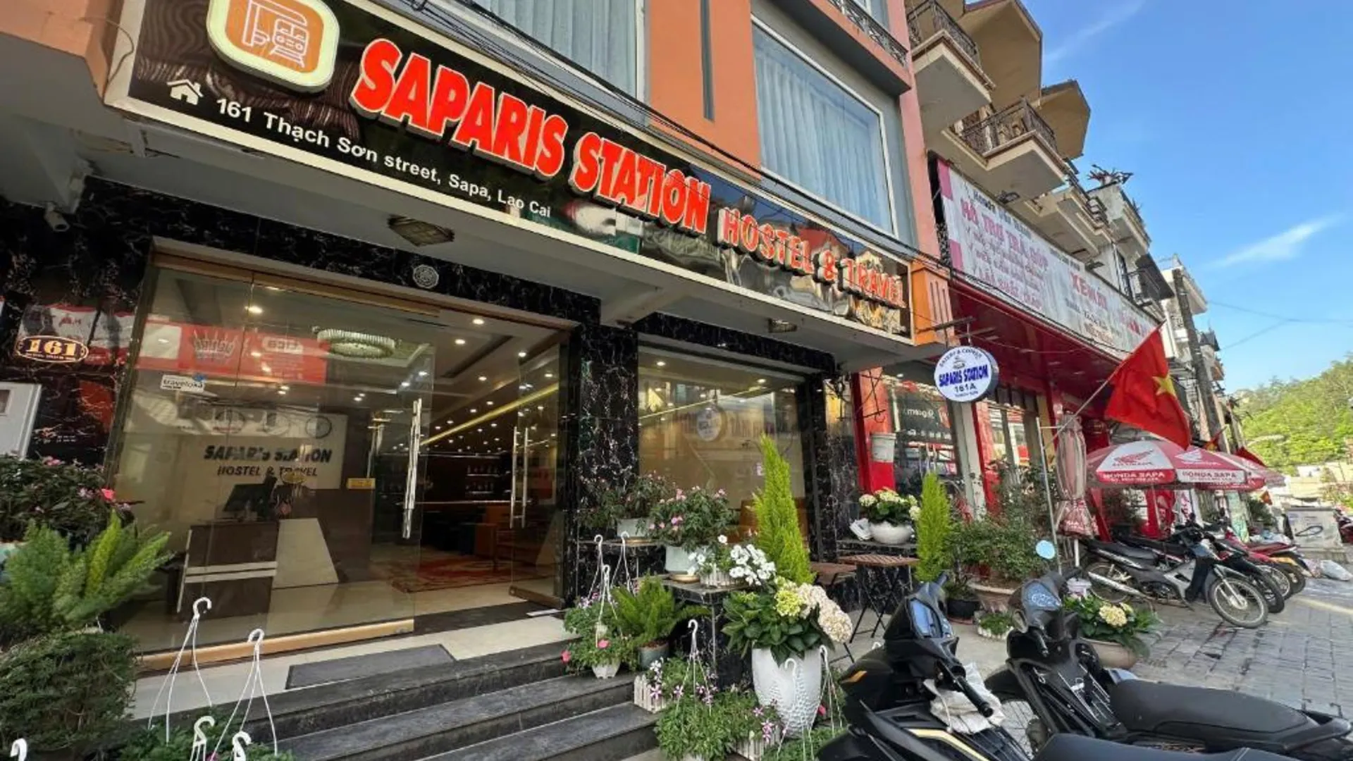 사파 사파리스 스테이션 호스텔 앤 트래블 3성급 호텔 외관