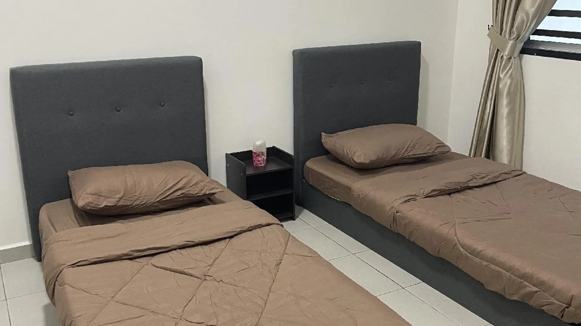 말라카 알러 가자의 프라이빗 하우스 (1400m², 침실 3개, 프라이빗 욕실 2개) 2성급 싱글룸 객실