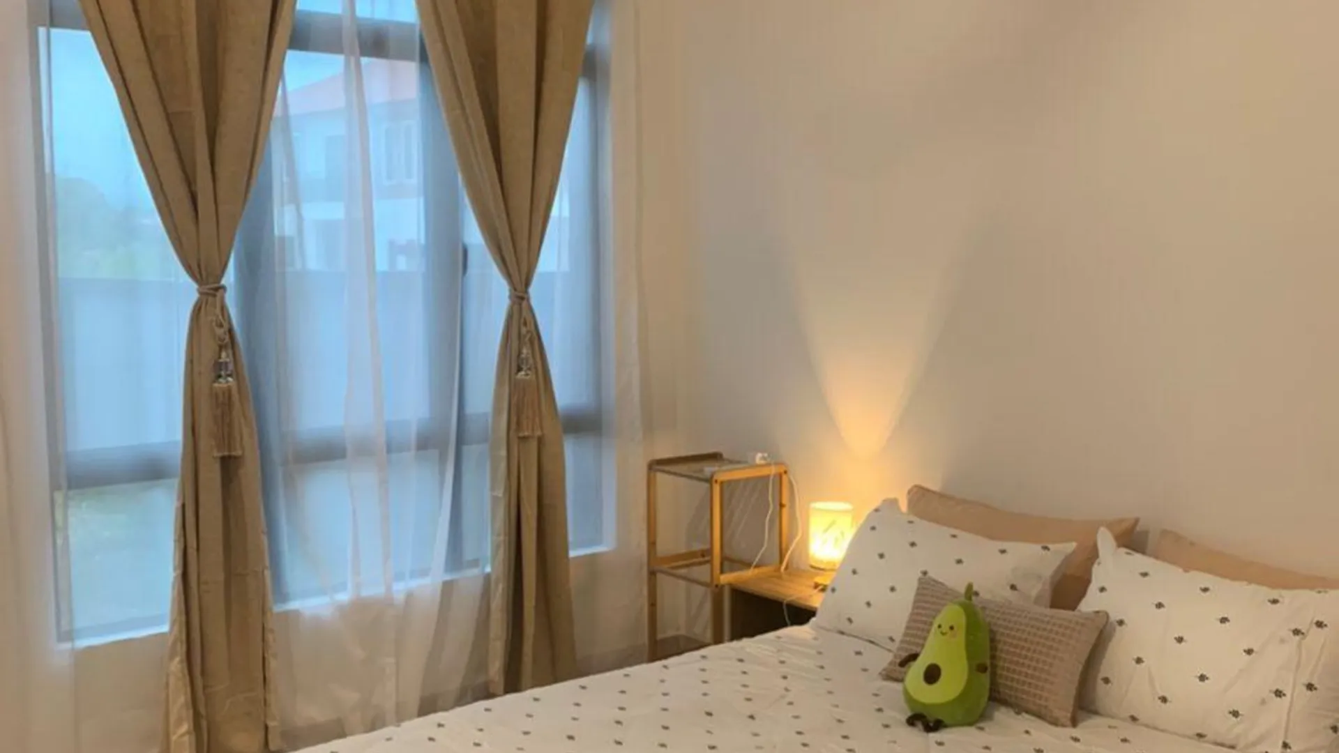 말라카 멜라카텡가의 프라이빗 하우스 (1000m², 침실 3개, 프라이빗 욕실 1개) 2성급 싱글룸 객실