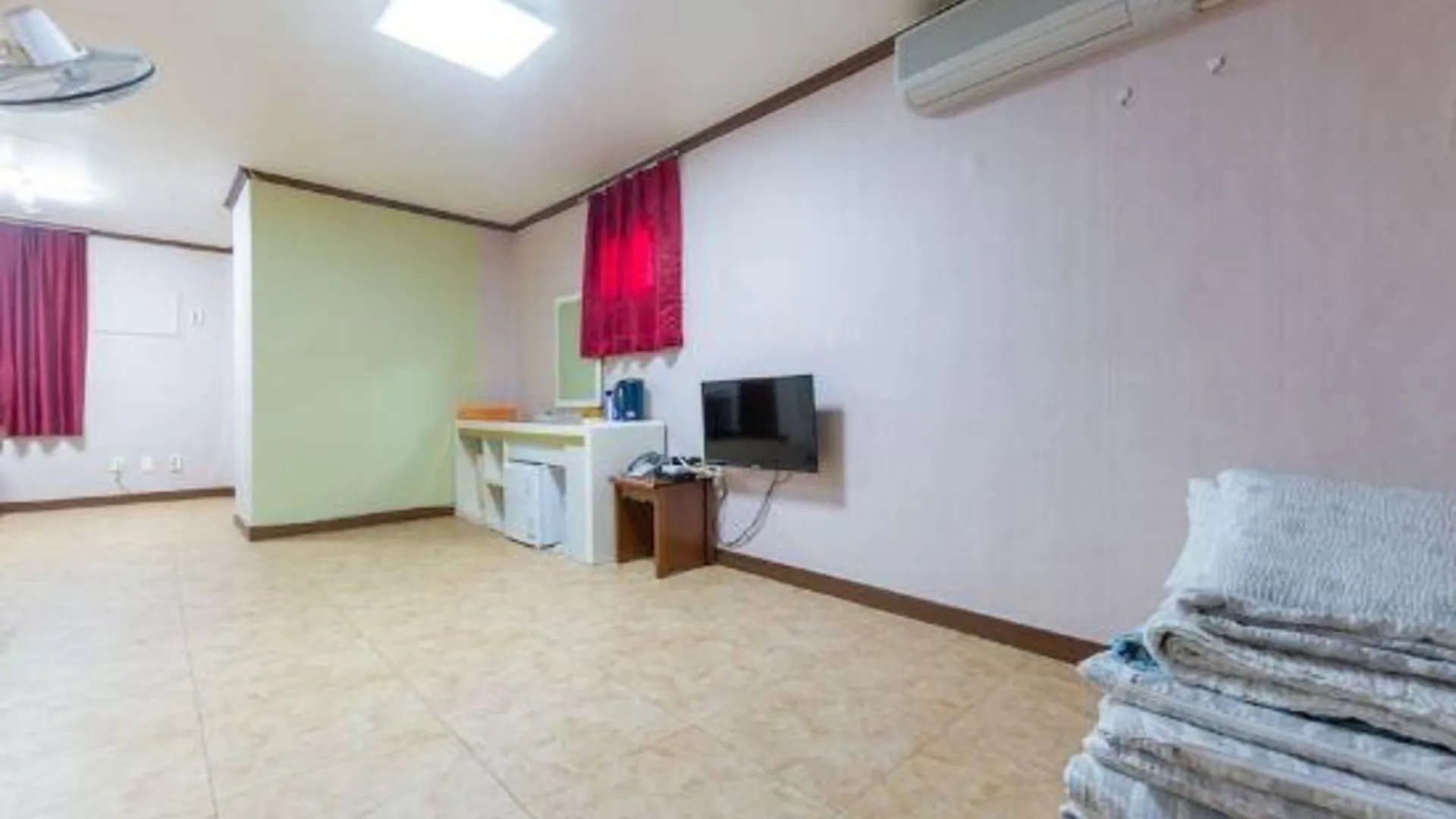 담양 Damyang Seongrim 2성급 호텔 수영장