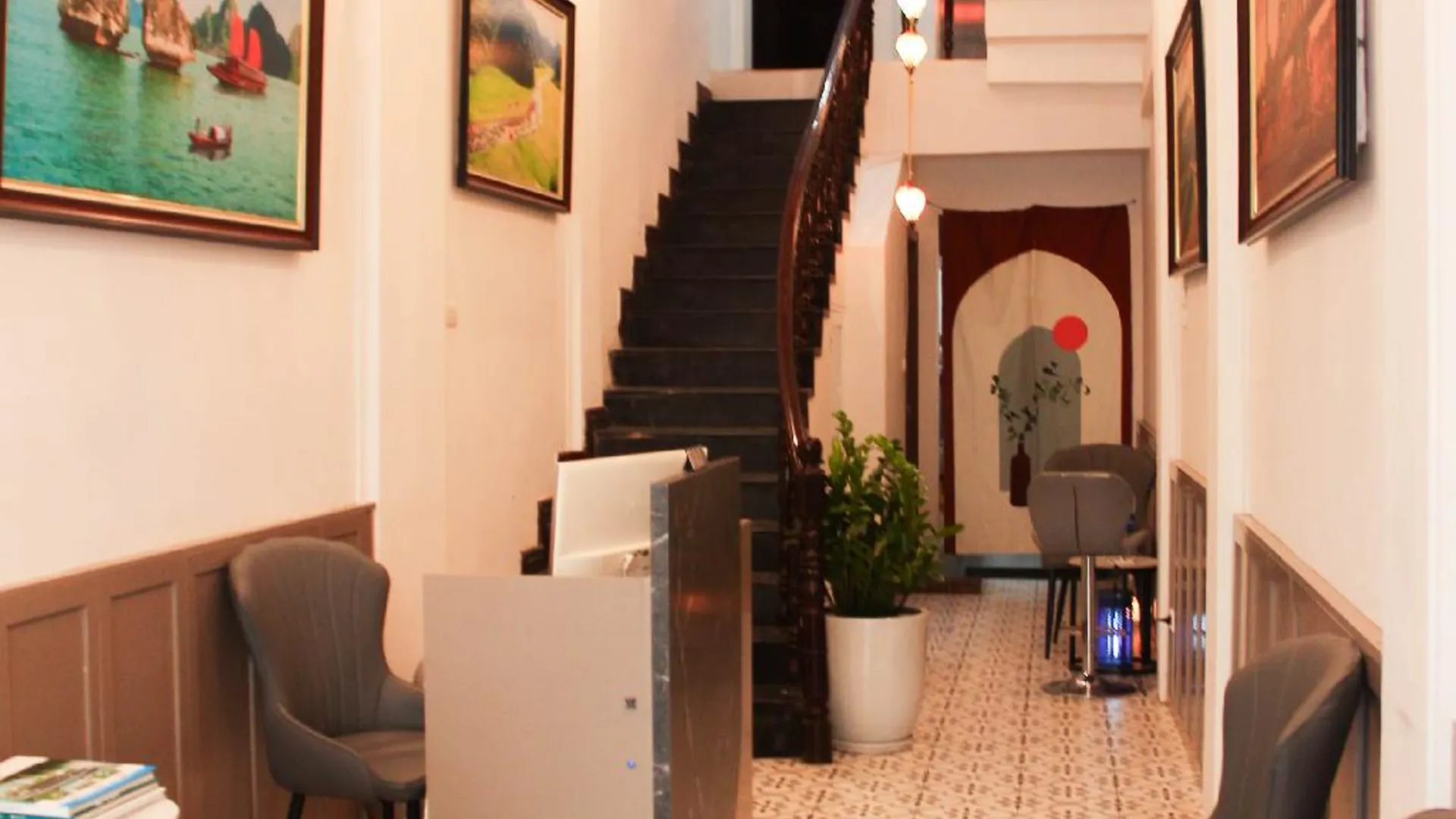 하노이 르 쁘띠 호텔 앤 트래블 3성급 호텔 로비