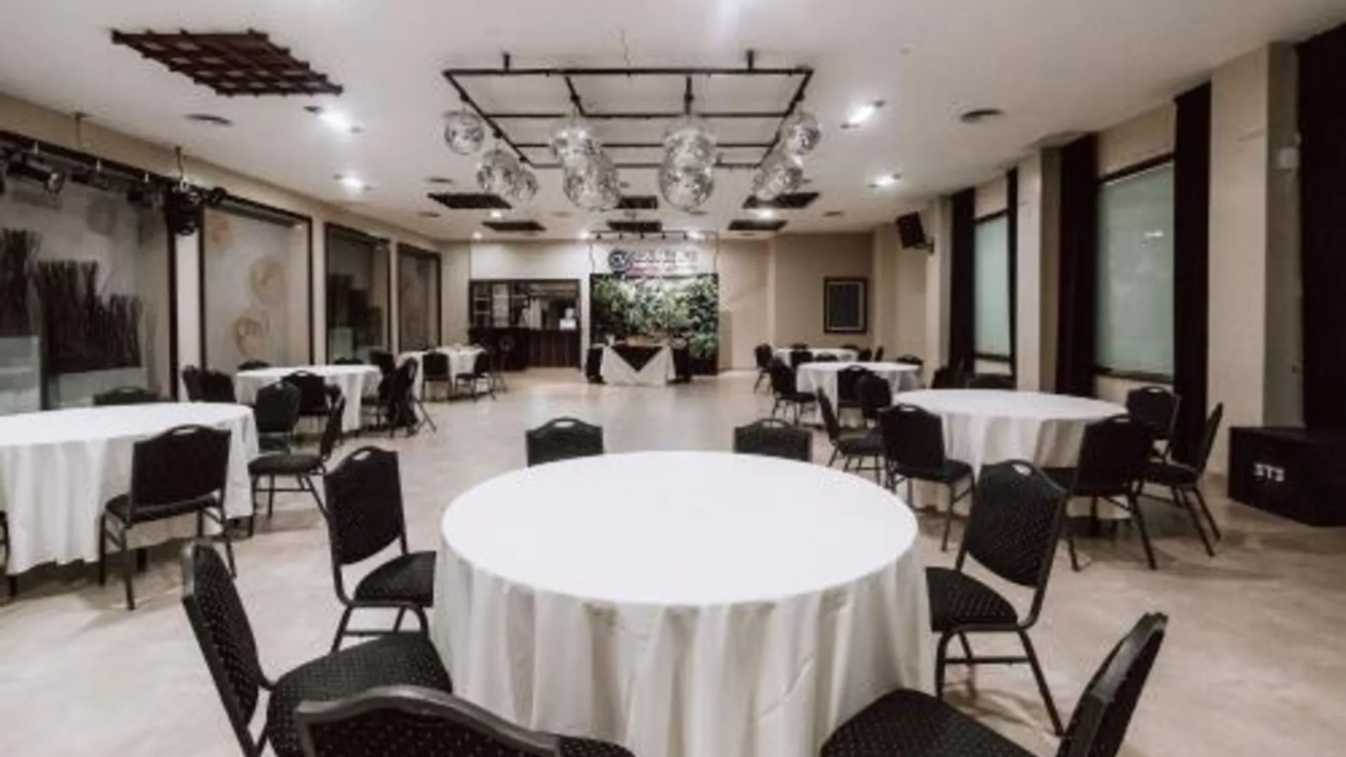 투쿠만 Hotel Carlos V 3성급 호텔 수영장