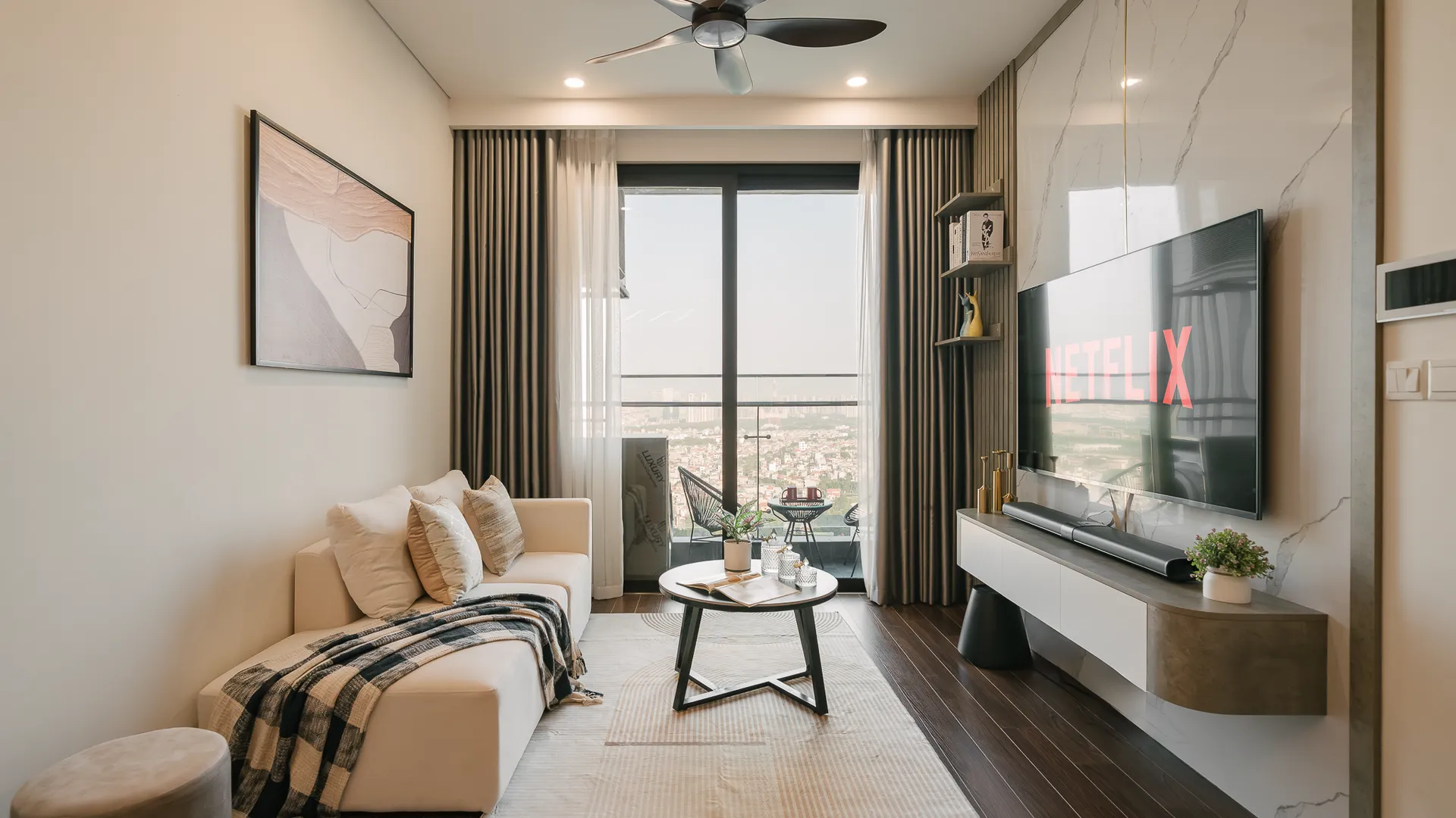 하노이 마스테리 웨스트 하이트 - 빈홈즈 스마트 시티 - 하노이홈즈 3성급 게스트하우스 스위트룸