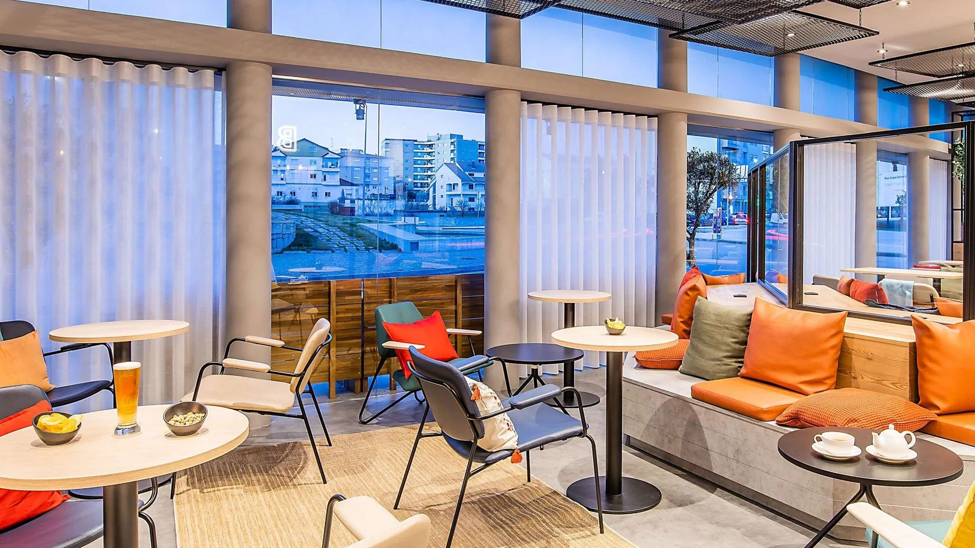 바라간카 이비스 브라간카 3성급 호텔 레스토랑