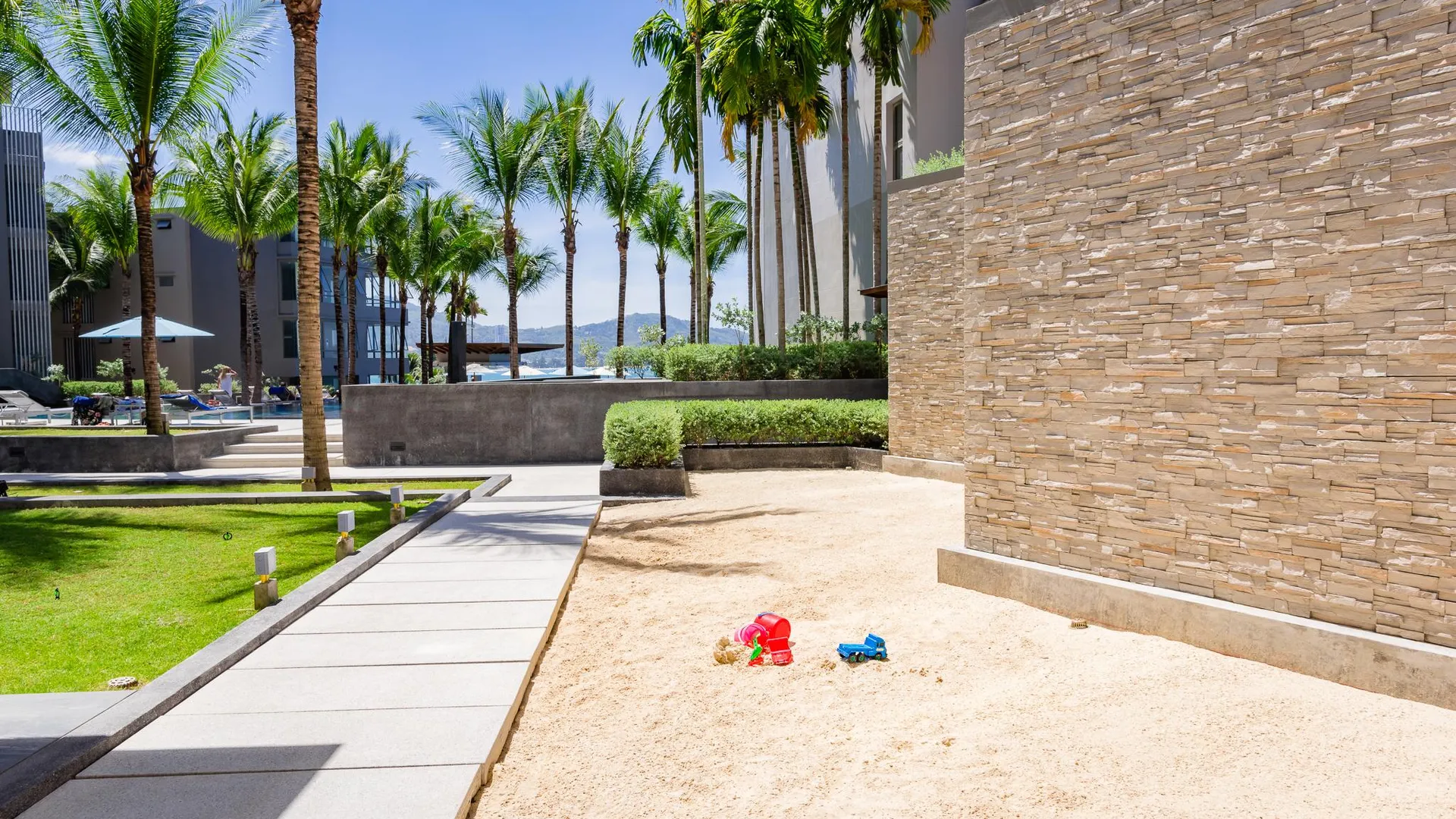 푸켓 오션프론트 비치 리조트 5성급 호텔 객실