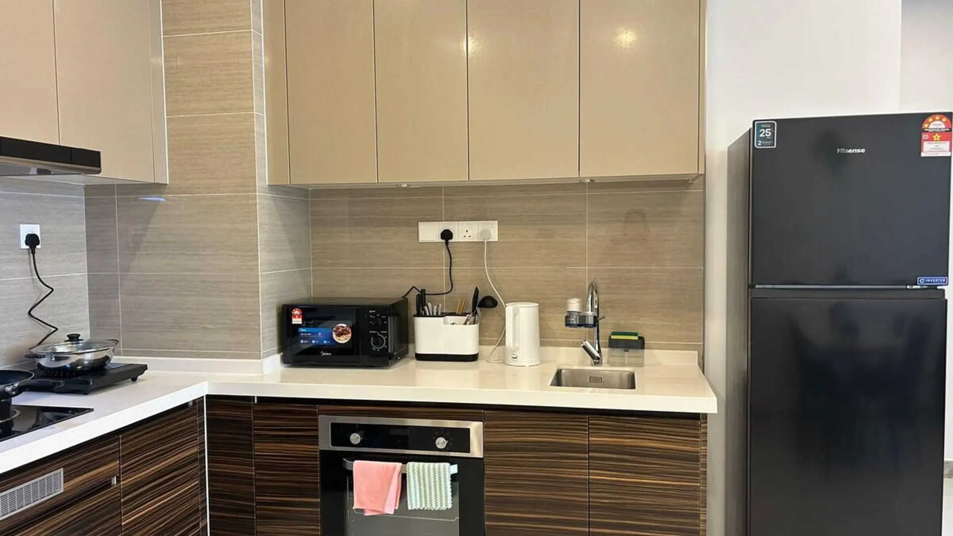 조호바루 / 조호르바루 조호바루의 프라이빗 하우스 (77m², 침실 2개, 프라이빗 욕실 2개) 5성급 싱글룸 레스토랑