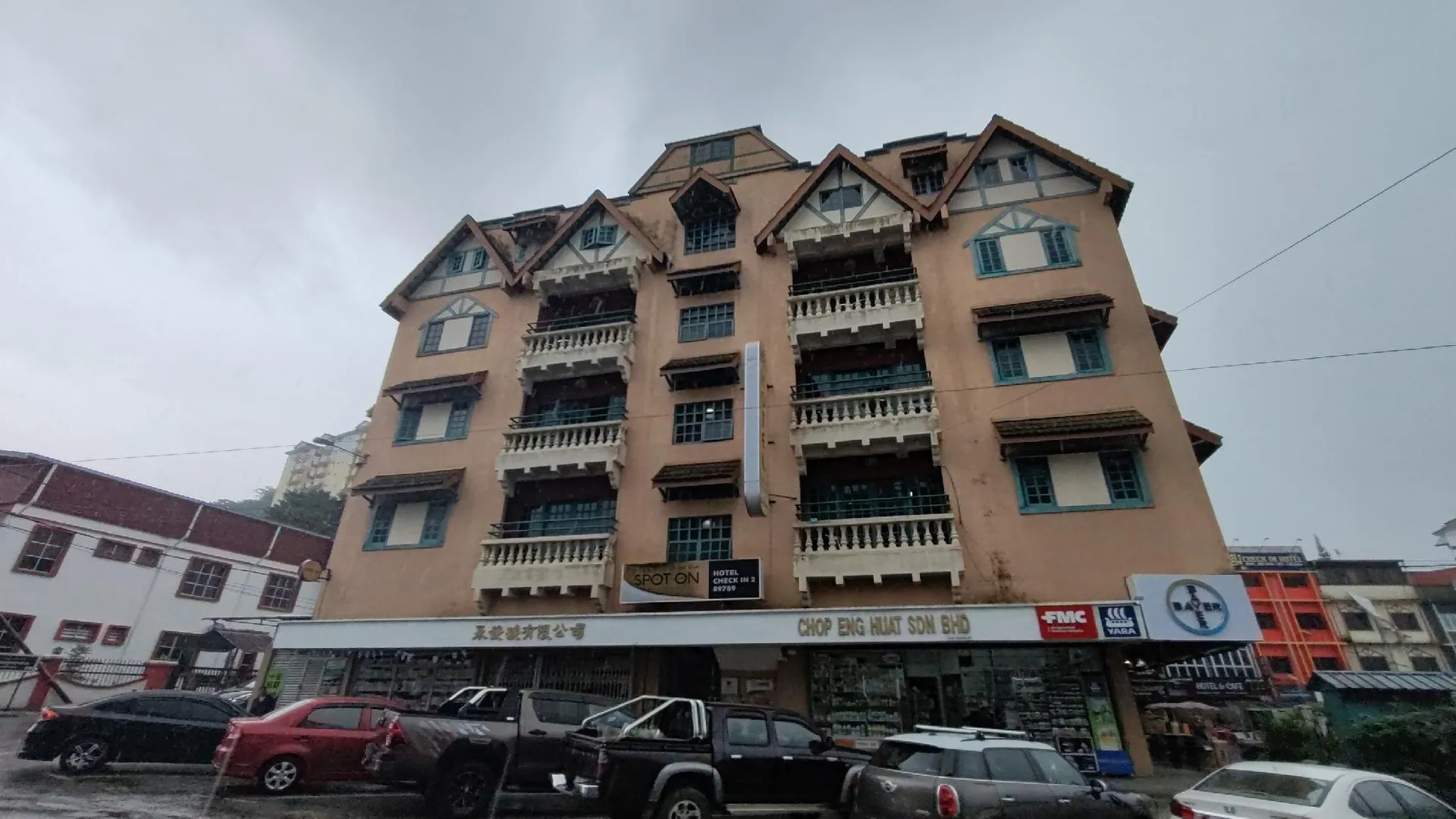 카메론 하일랜즈 Hotel Check Inn 2 Cameron Highlands 2성급 호텔 스위트룸