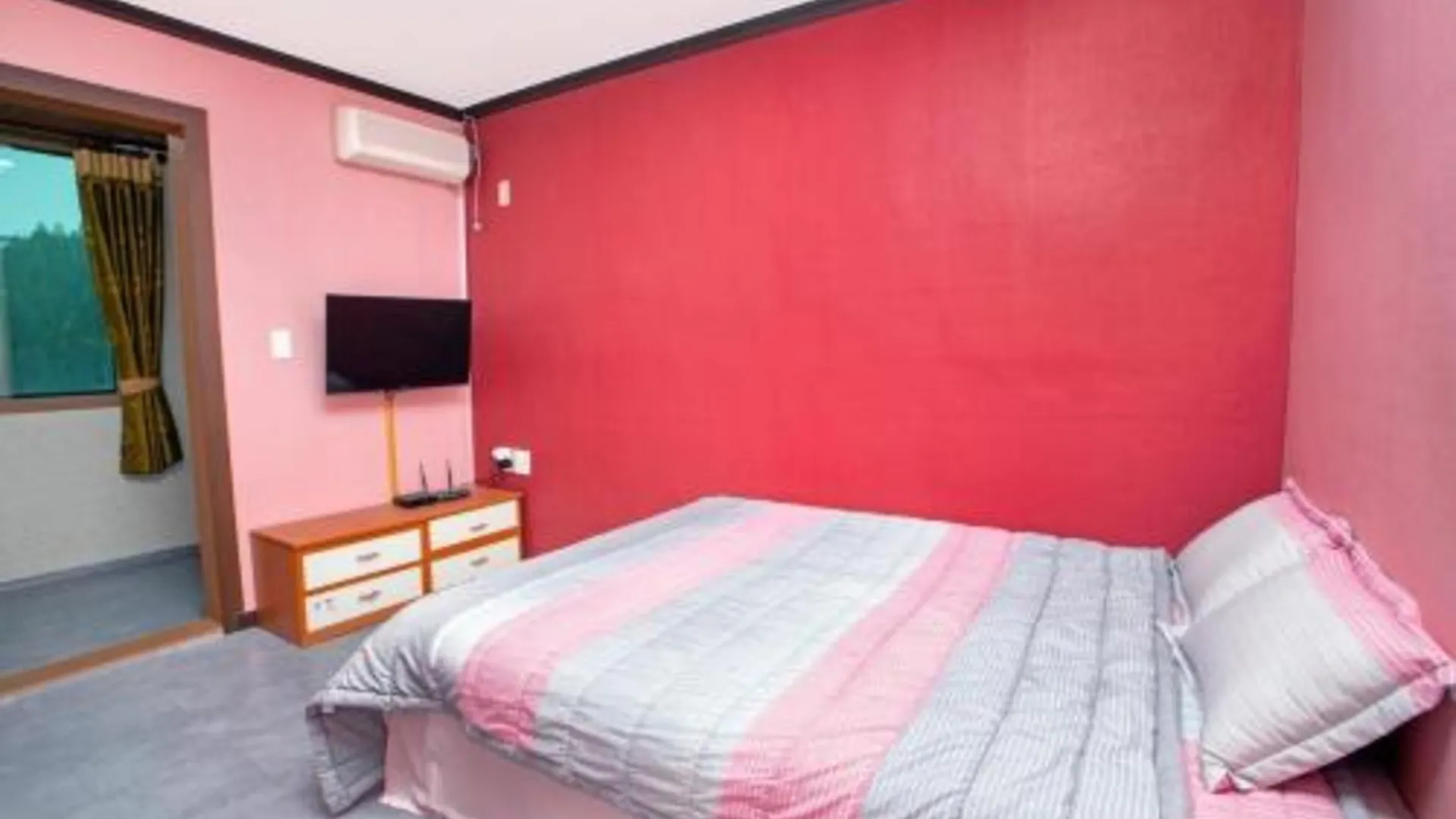 태안 청사초롱펜션 2성급 게스트하우스 스위트룸