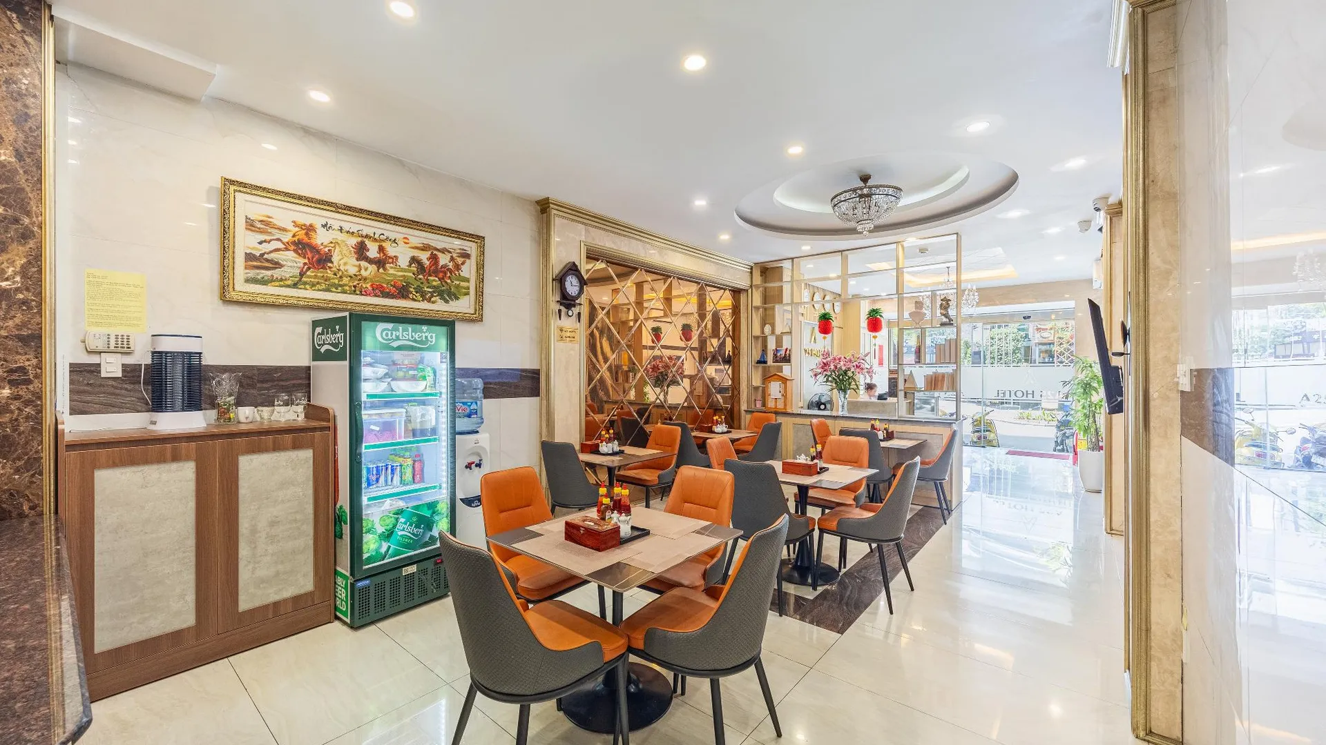 호치민 A25 호텔 - 75 레 티 홍 감 2성급 호텔 외관