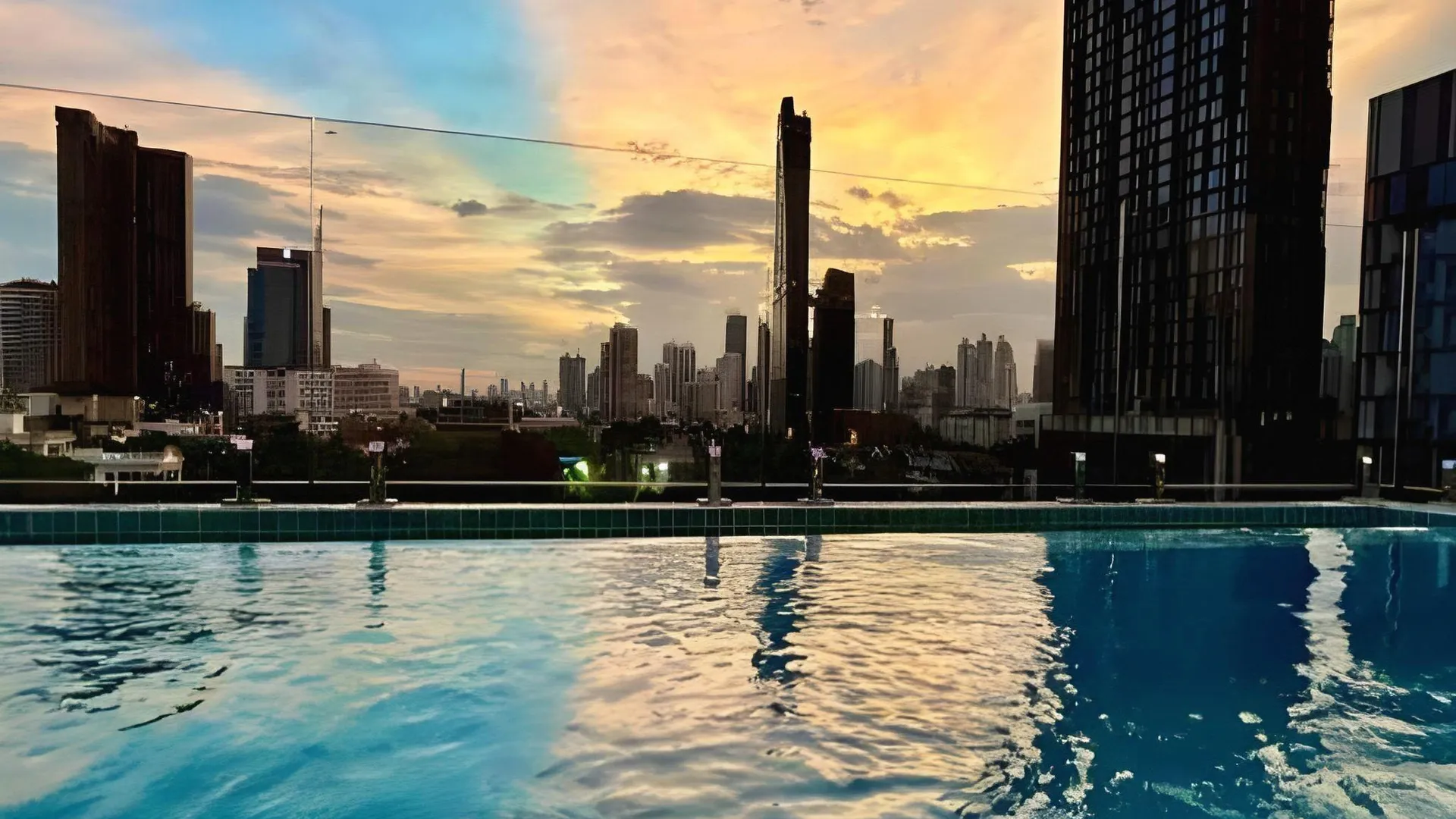 방콕 더 사샤 아파트호텔 통로 4성급 호텔 객실