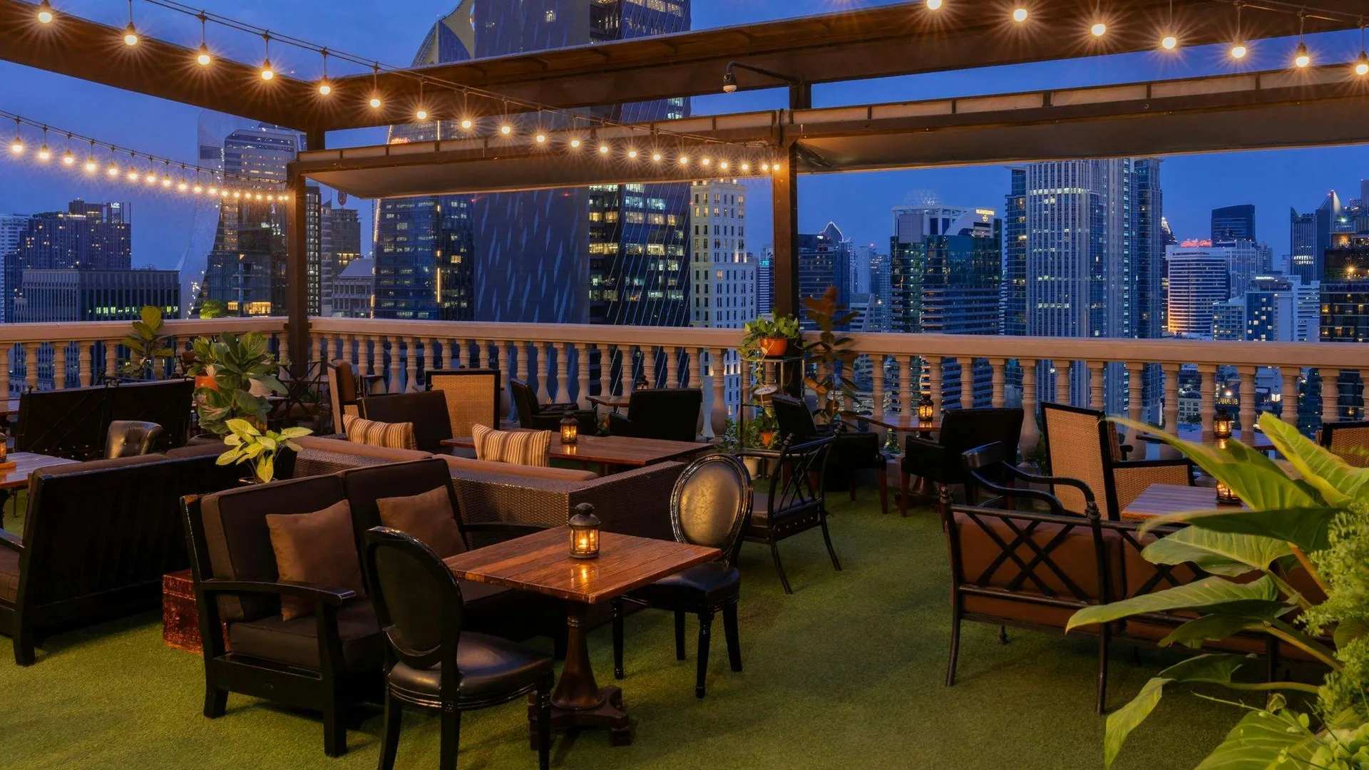 방콕 호텔 뮤즈 방콕, 오토그래프 컬렉션 5성급 호텔 레스토랑