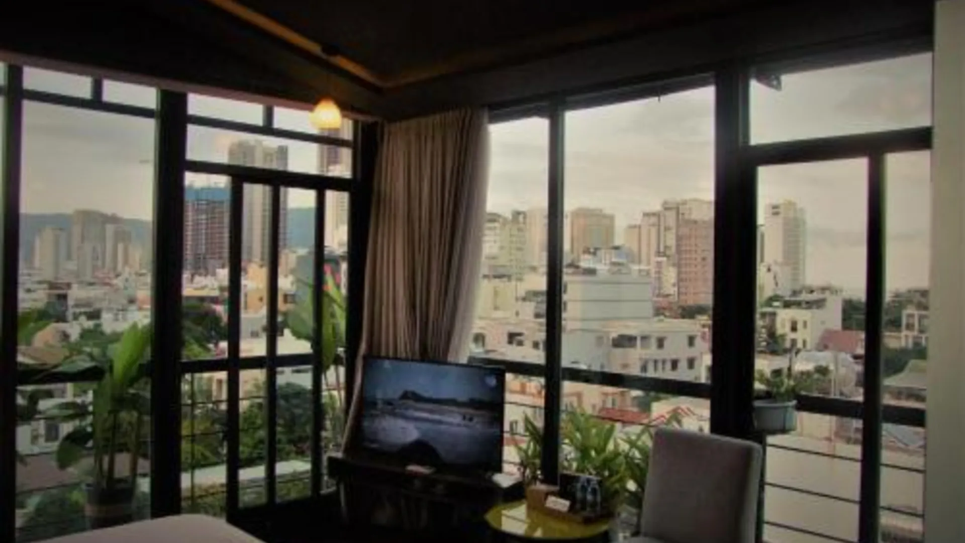 다낭 오아시스 호텔 앤 아파트먼트 호텔 로비