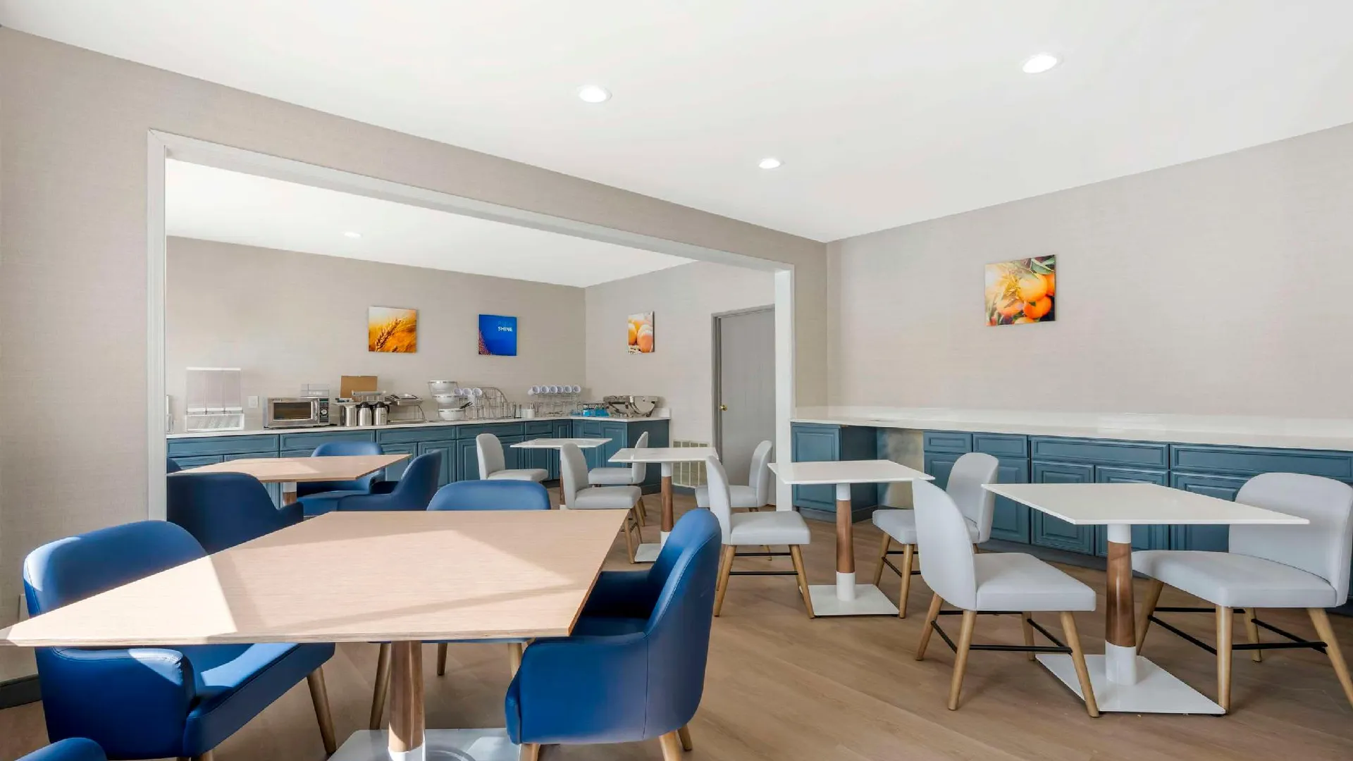 켄달빌 (IN) Comfort Inn Kendallville East 2성급 호텔 수영장