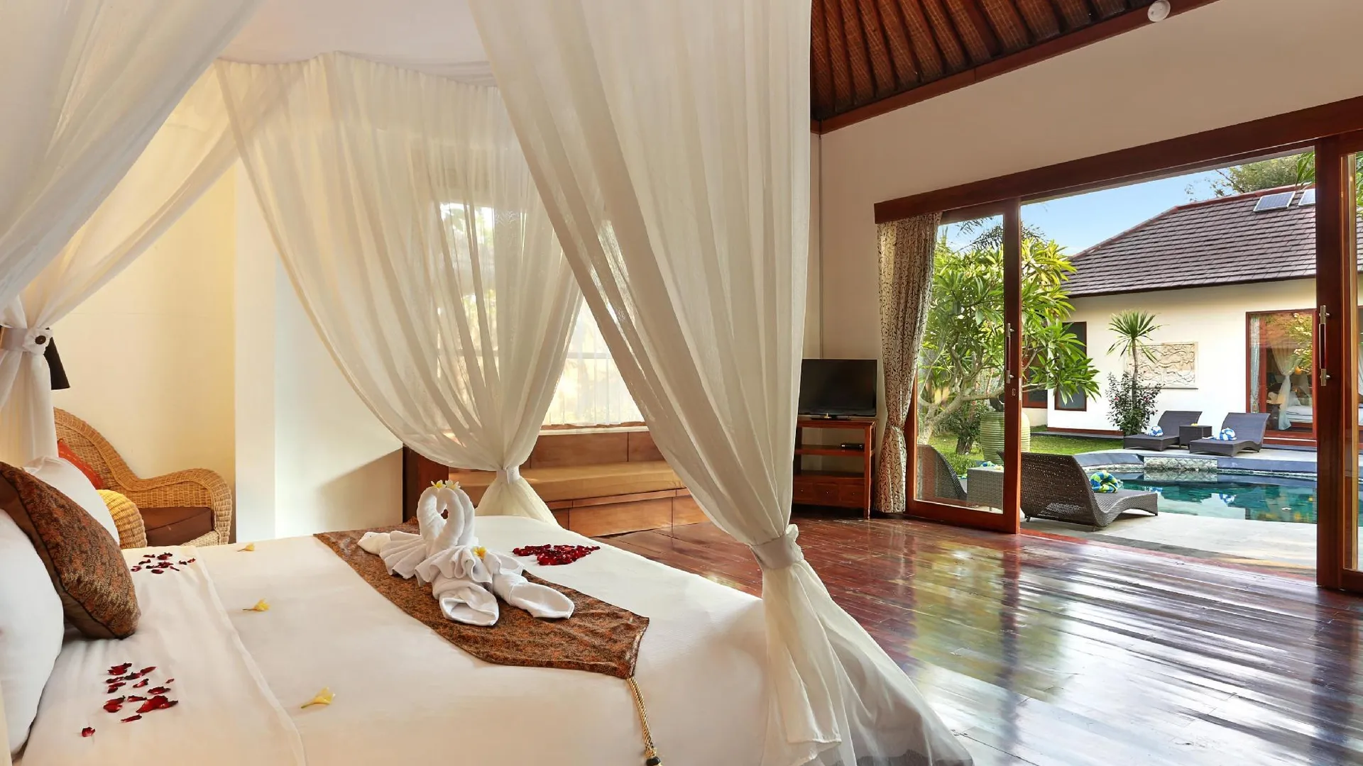 발리 더 캄풍 우붓 빌라 4성급 호텔 스위트룸