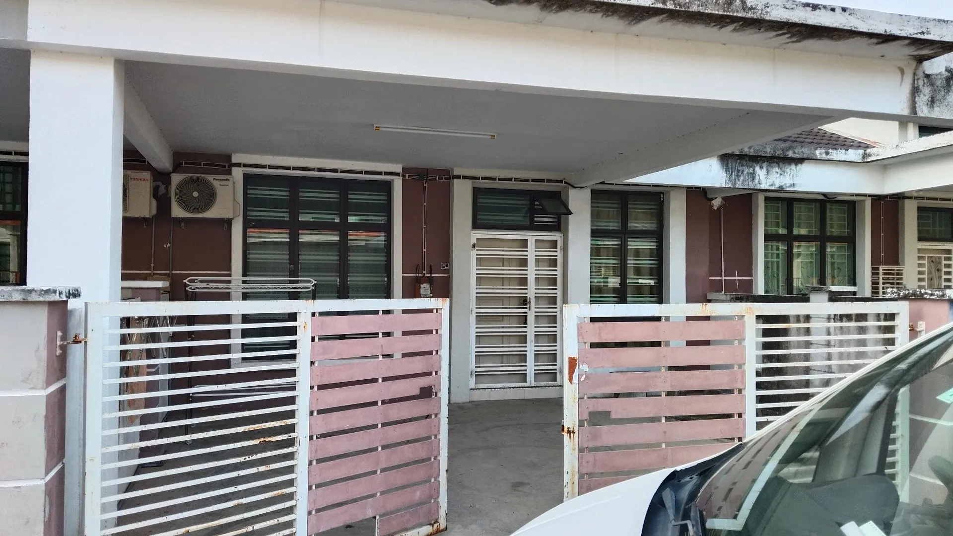 말라카 멜라카텡가의 프라이빗 하우스 (m², 침실 4개, 프라이빗 욕실 1개) 2성급 싱글룸 로비