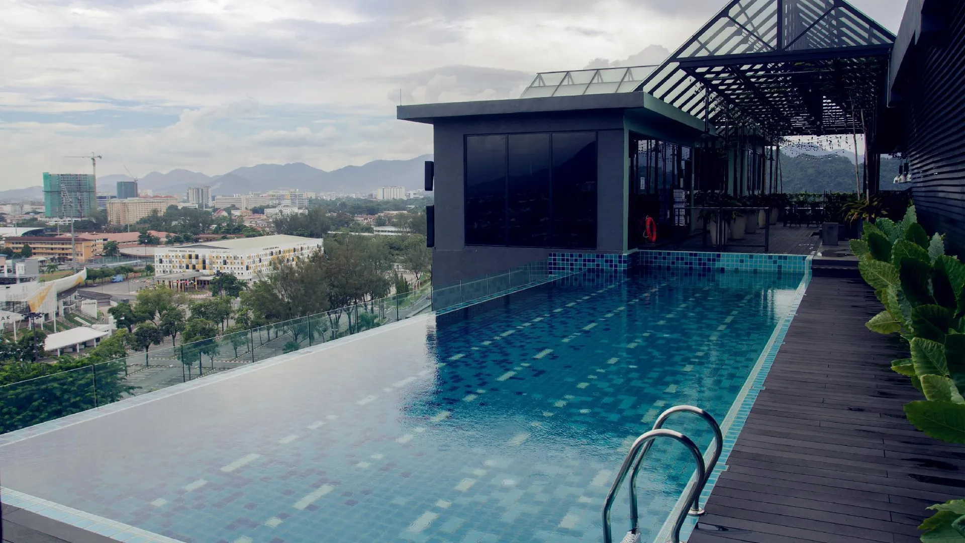 이포 M 루프 호텔 앤 레지던스 4성급 호텔 객실