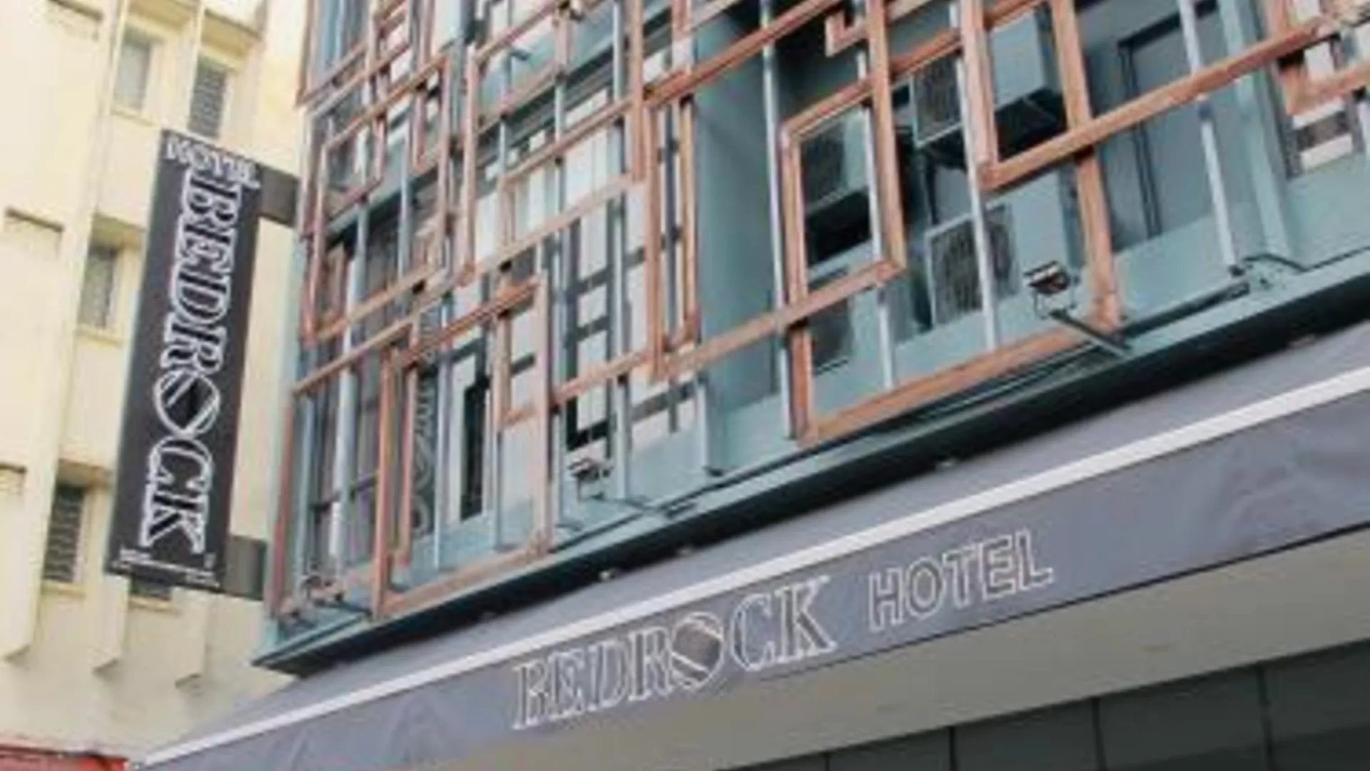 이포 베드락 호텔 3성급 호텔 수영장