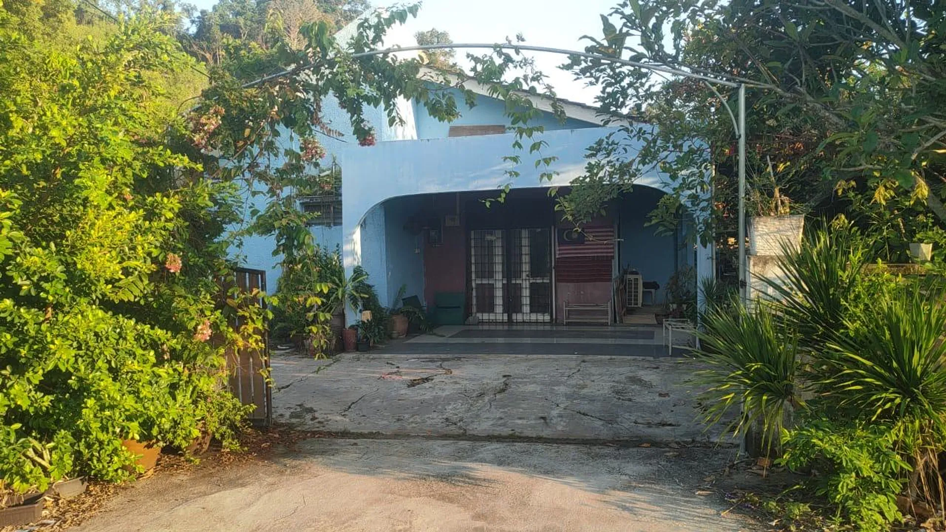 쿠알라테렝가누 바투 라킷의  (m², 침실 3개, 프라이빗 욕실 2개) 2성급 게스트하우스 객실