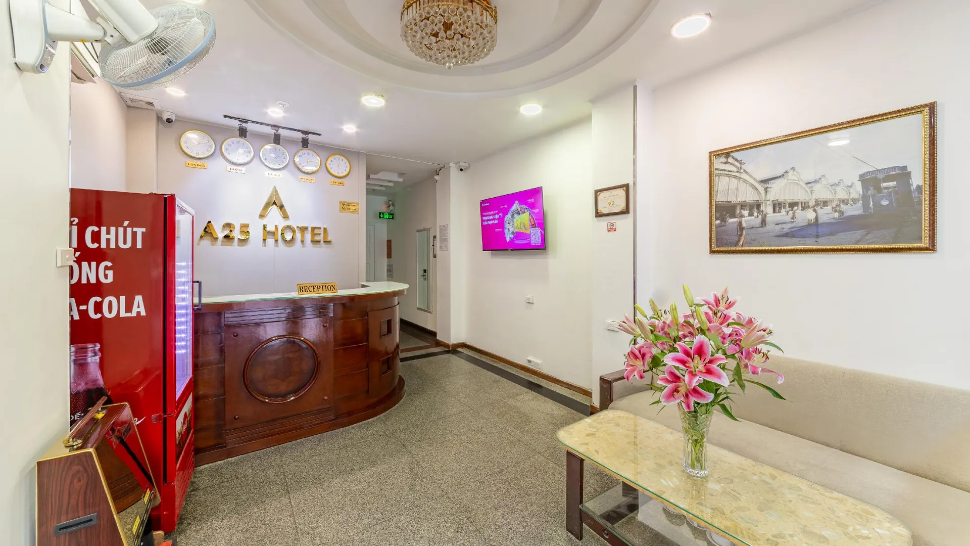 호치민 A25 호텔 - 22 응우옌 쿠 찐 1성급 호텔 외관