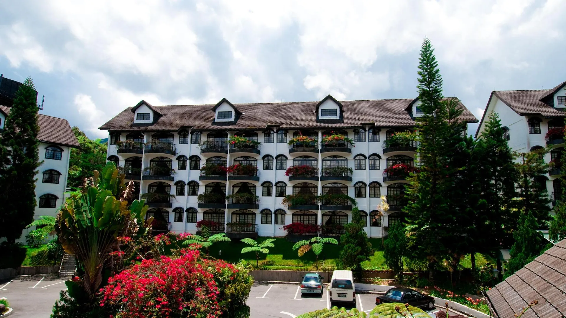 카메론 하일랜즈 스트로베리 파크 리조트  4성급 호텔 스위트룸