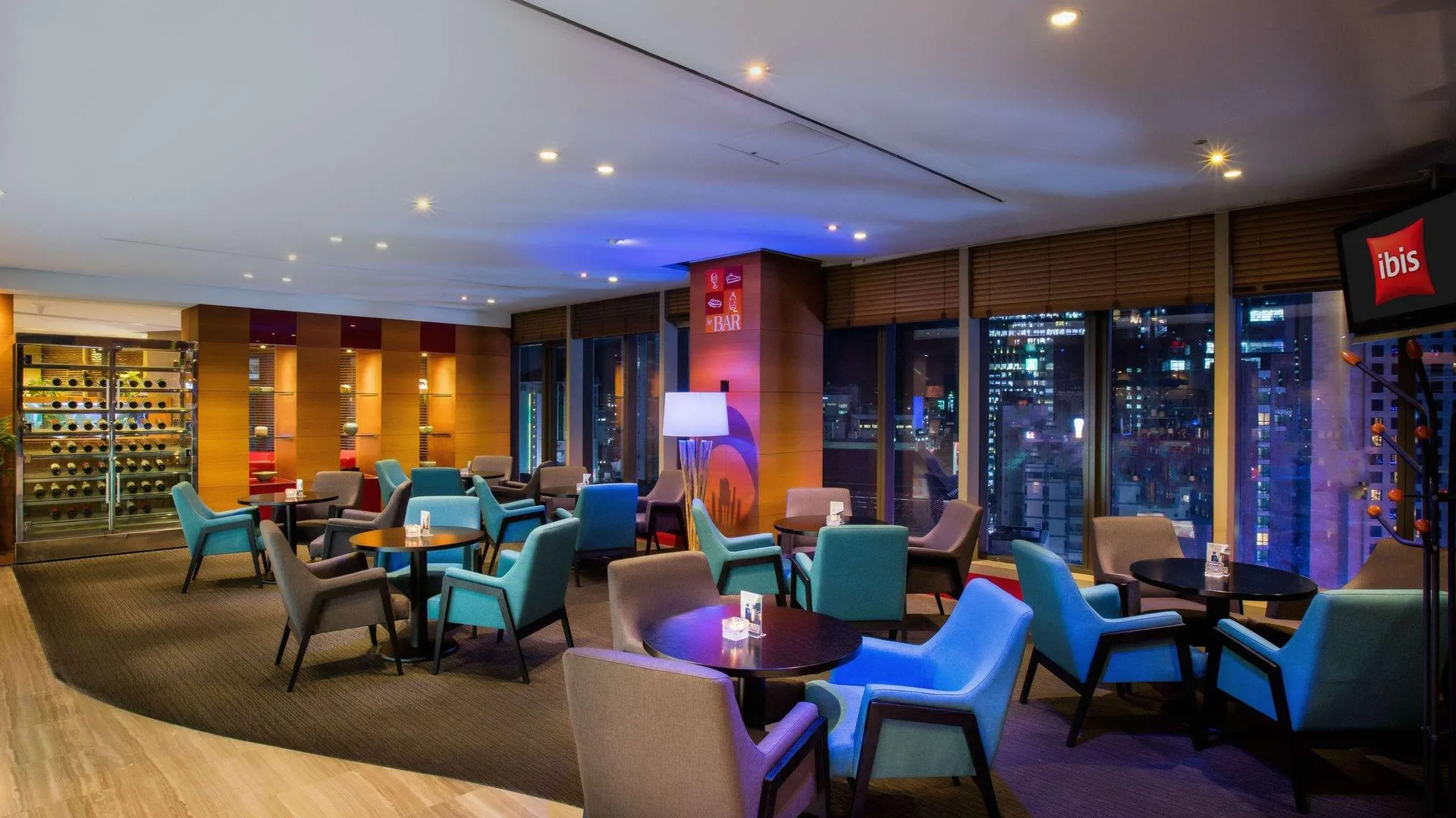 서울 이비스 앰배서더 서울 명동 3성급 호텔 외관