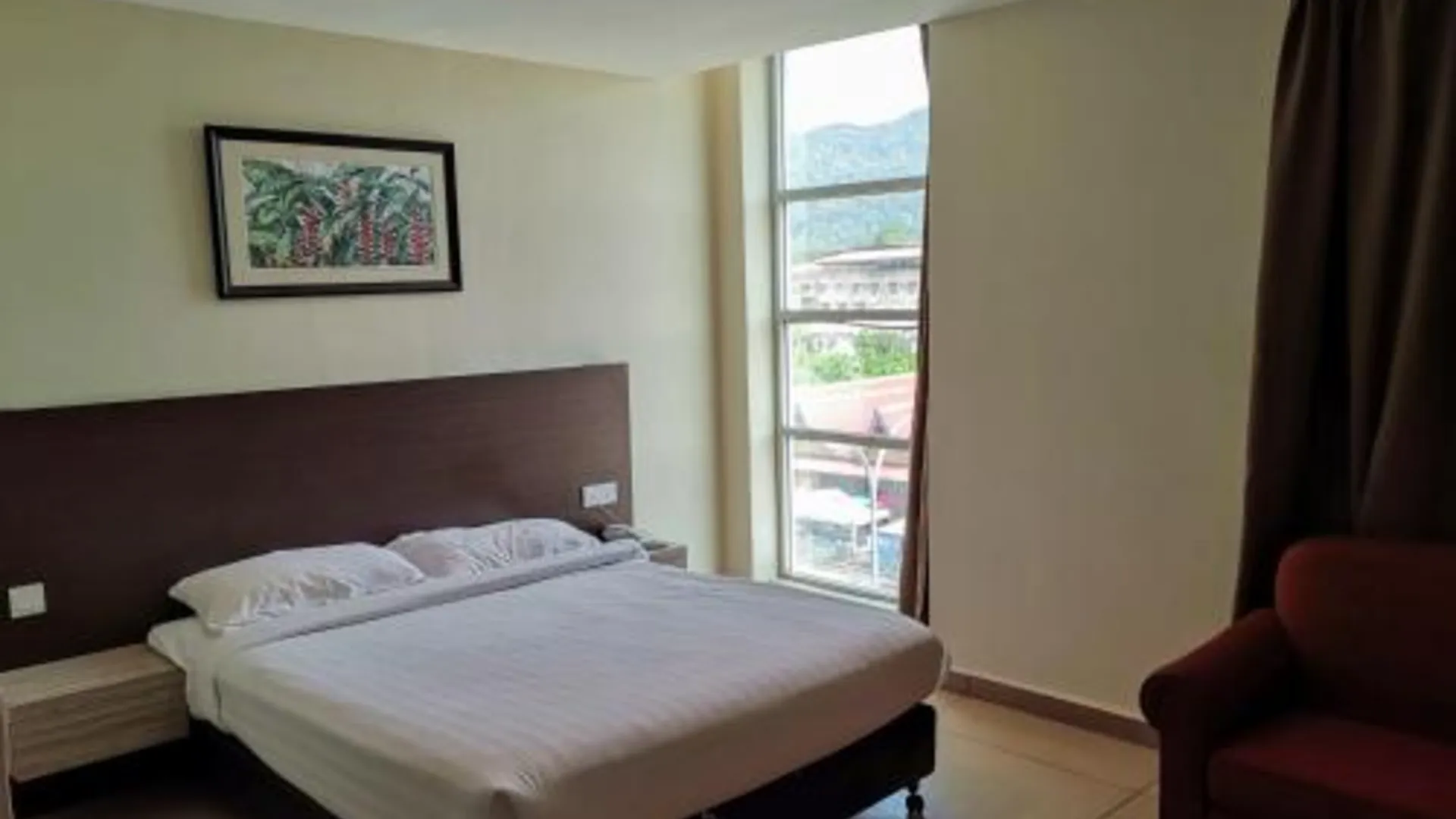 탐핀 호텔 센터 포인트 3성급 호텔 스위트룸