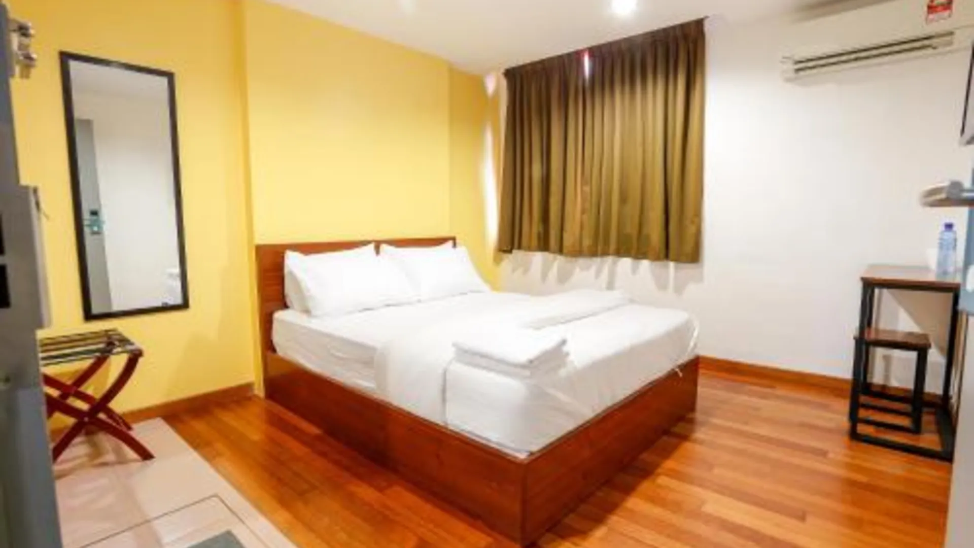 틀룩인탄 럭스 호텔 2성급 호텔 스위트룸