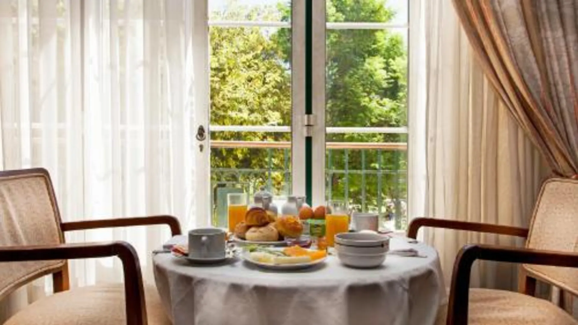 리스본 호텔 메트로폴 3성급 호텔 수영장