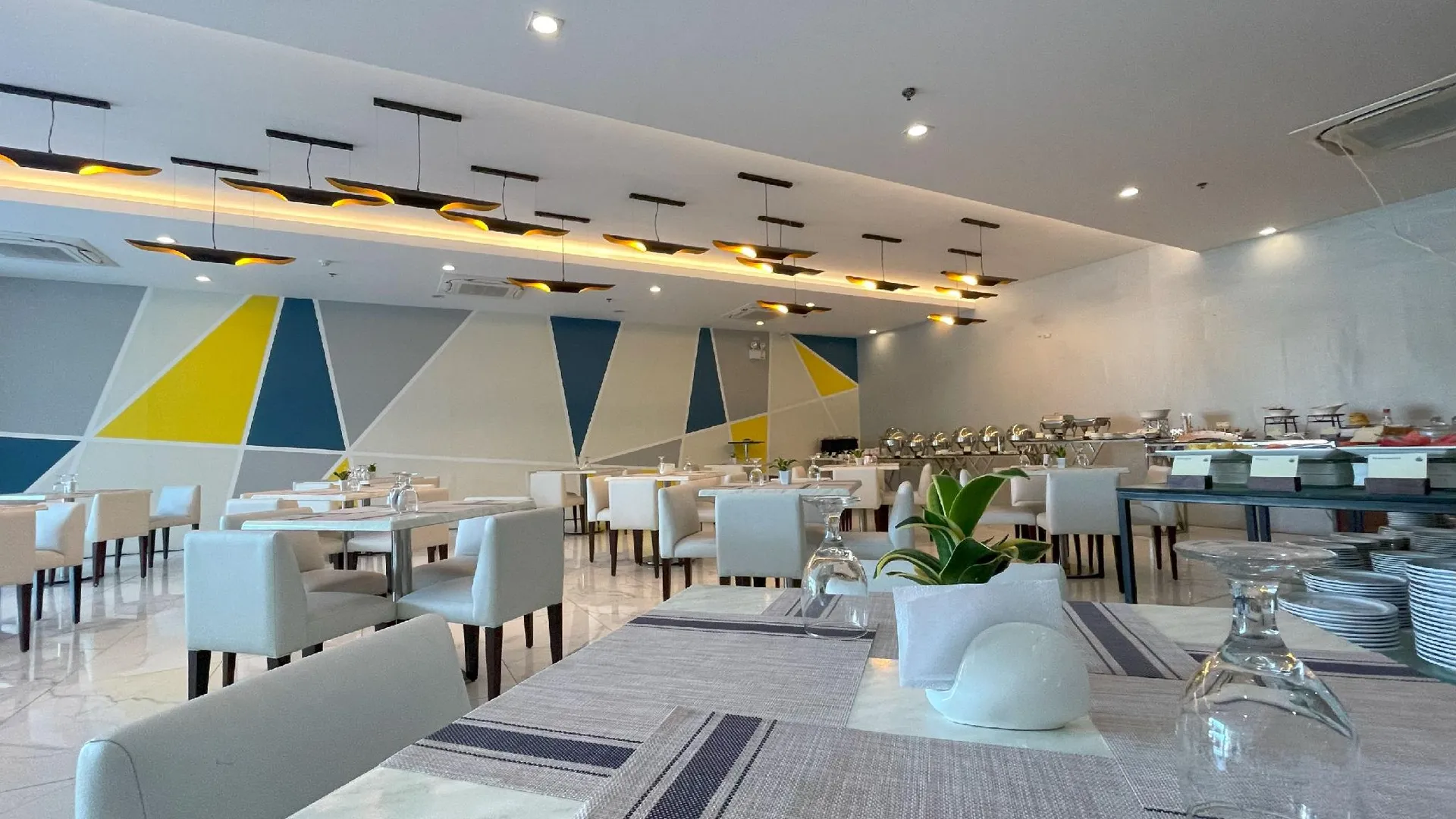 세부 골든 피크 호텔 앤 스위트 파워드 바이 코코텔 3성급 호텔 외관