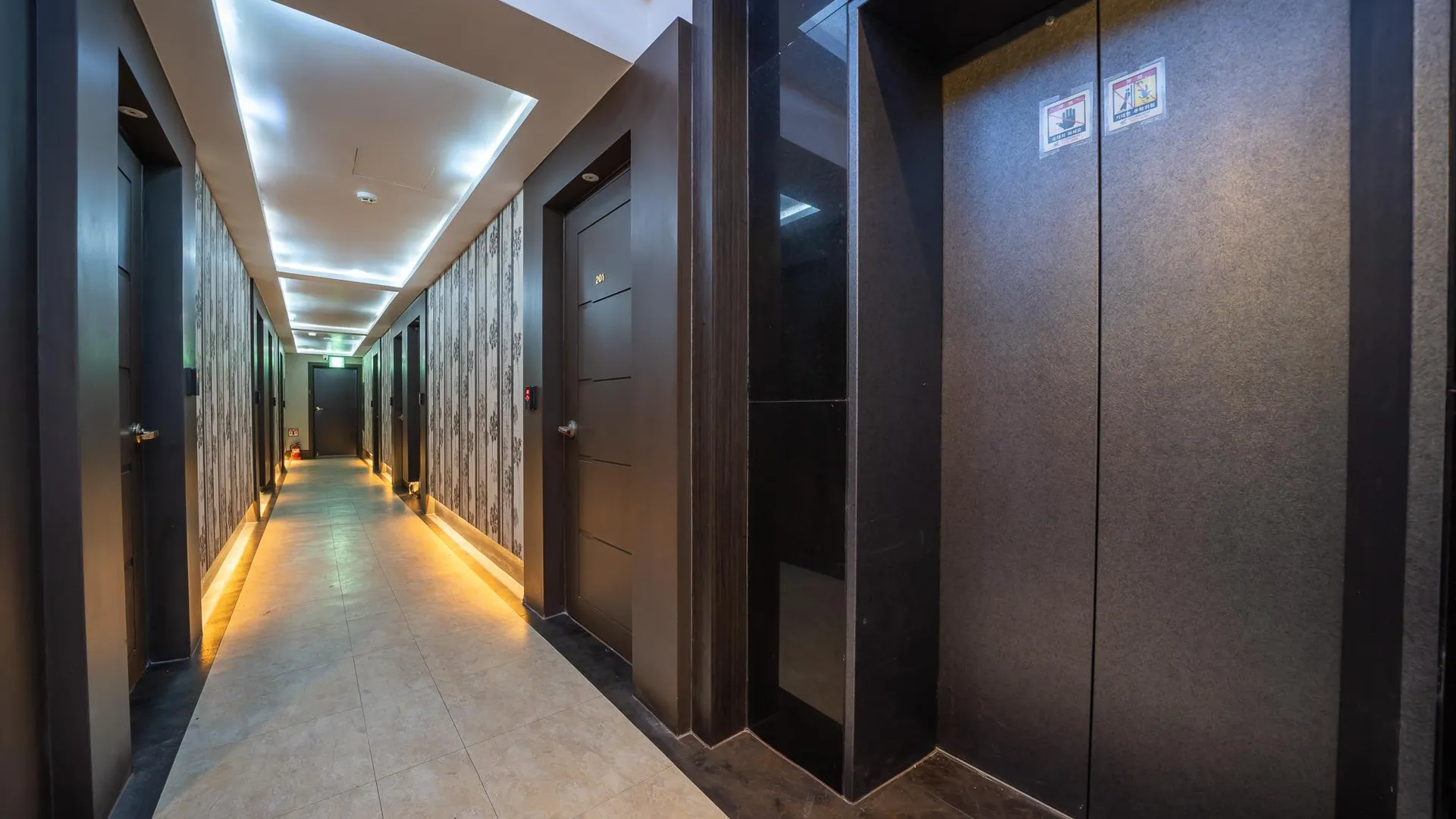 서울 신설동 M 모텔 1성급 호텔 로비