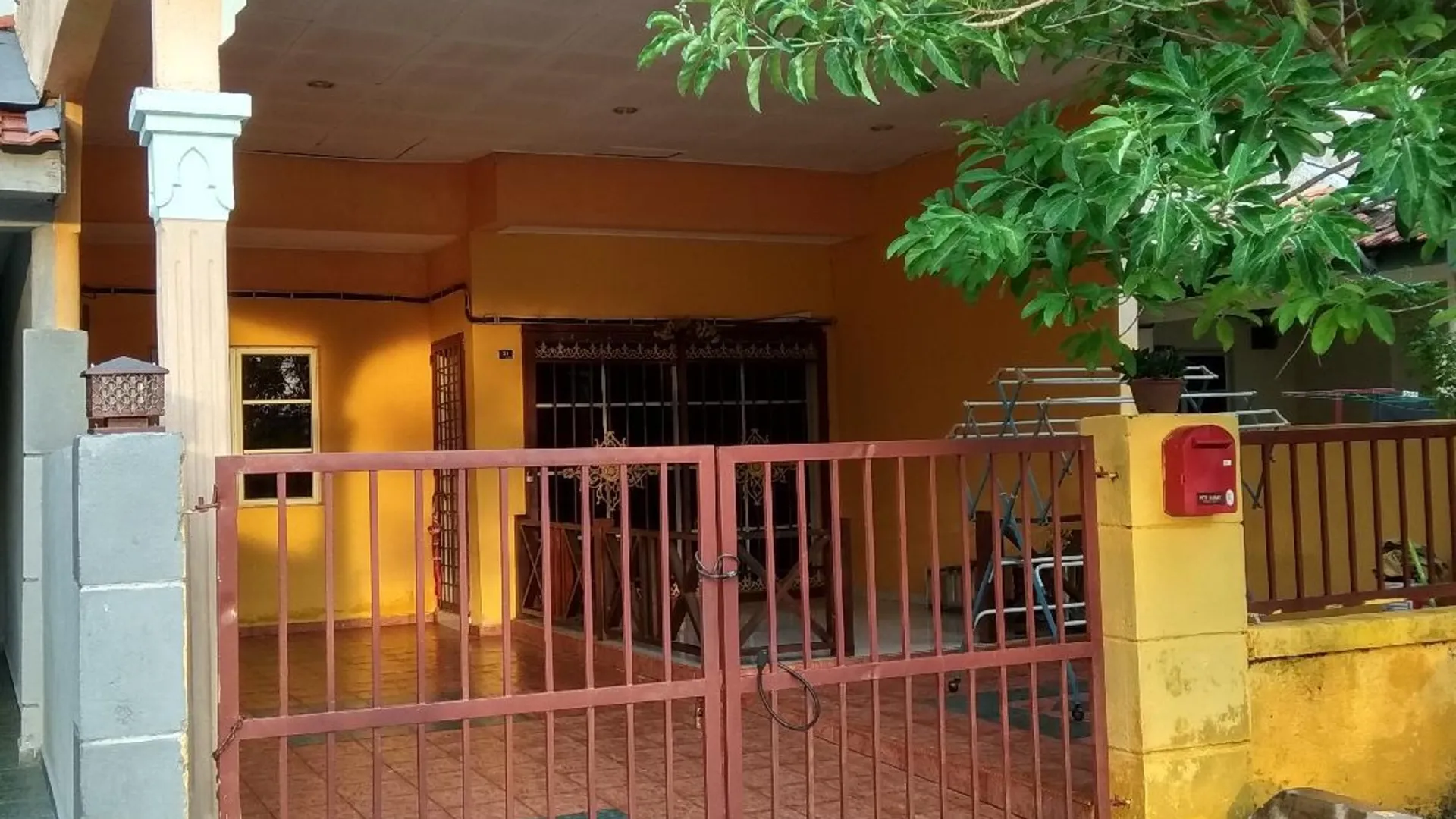 말라카 멜라카텡가의 프라이빗 하우스 (1400m², 침실 5개, 프라이빗 욕실 3개) 1성급 싱글룸 객실