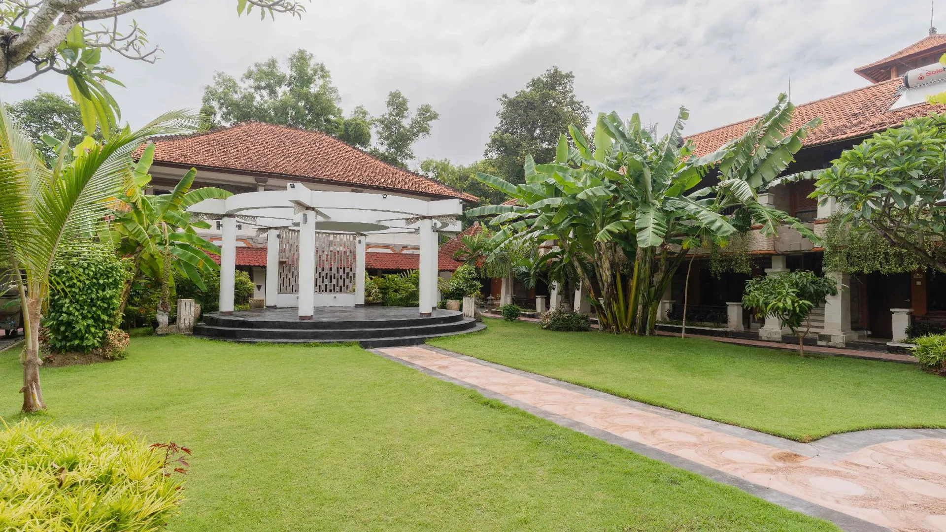 발리 쿠타 비치 클럽 호텔 4성급 호텔 부대시설