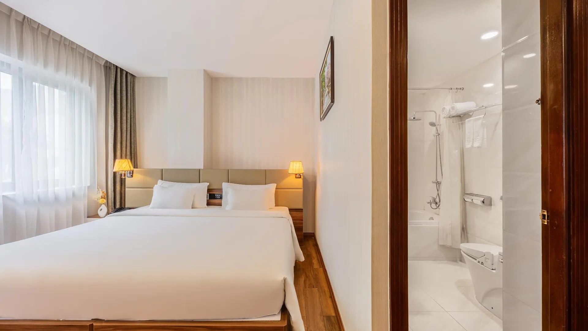 호치민 A25 호텔 - 29 레 티 홍 감 3성급 호텔 스위트룸