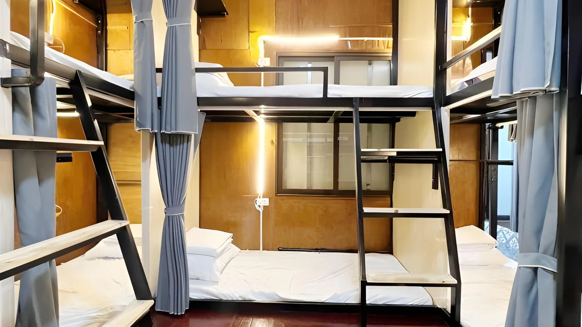 하노이 헤리티지 코너 호스텔 5성급 호텔 스위트룸