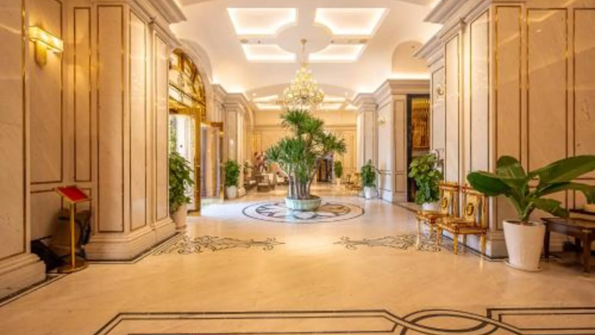 호치민 코즈룸 홈 - 소나타 레지던스 4성급 호텔 로비