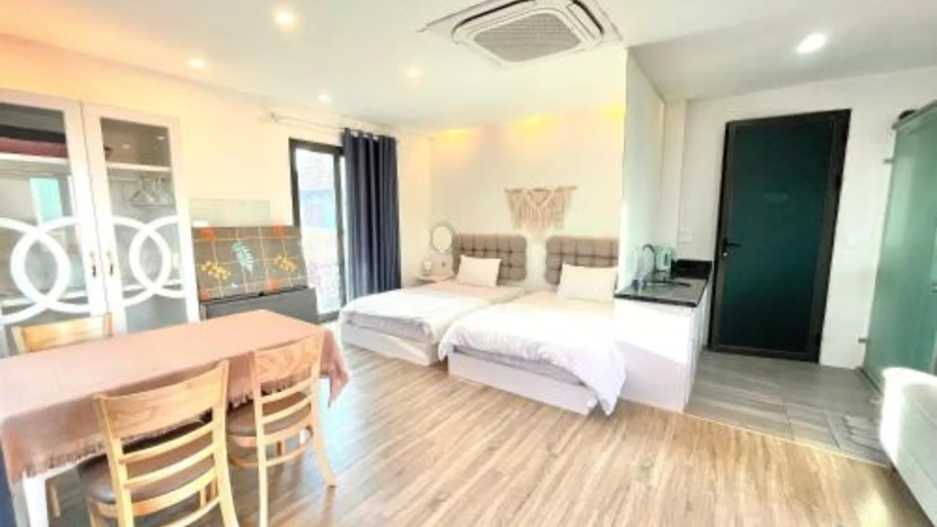 하노이 참참 - 키미 하우징 - 48 토 응옥 반 3성급 호텔 스위트룸