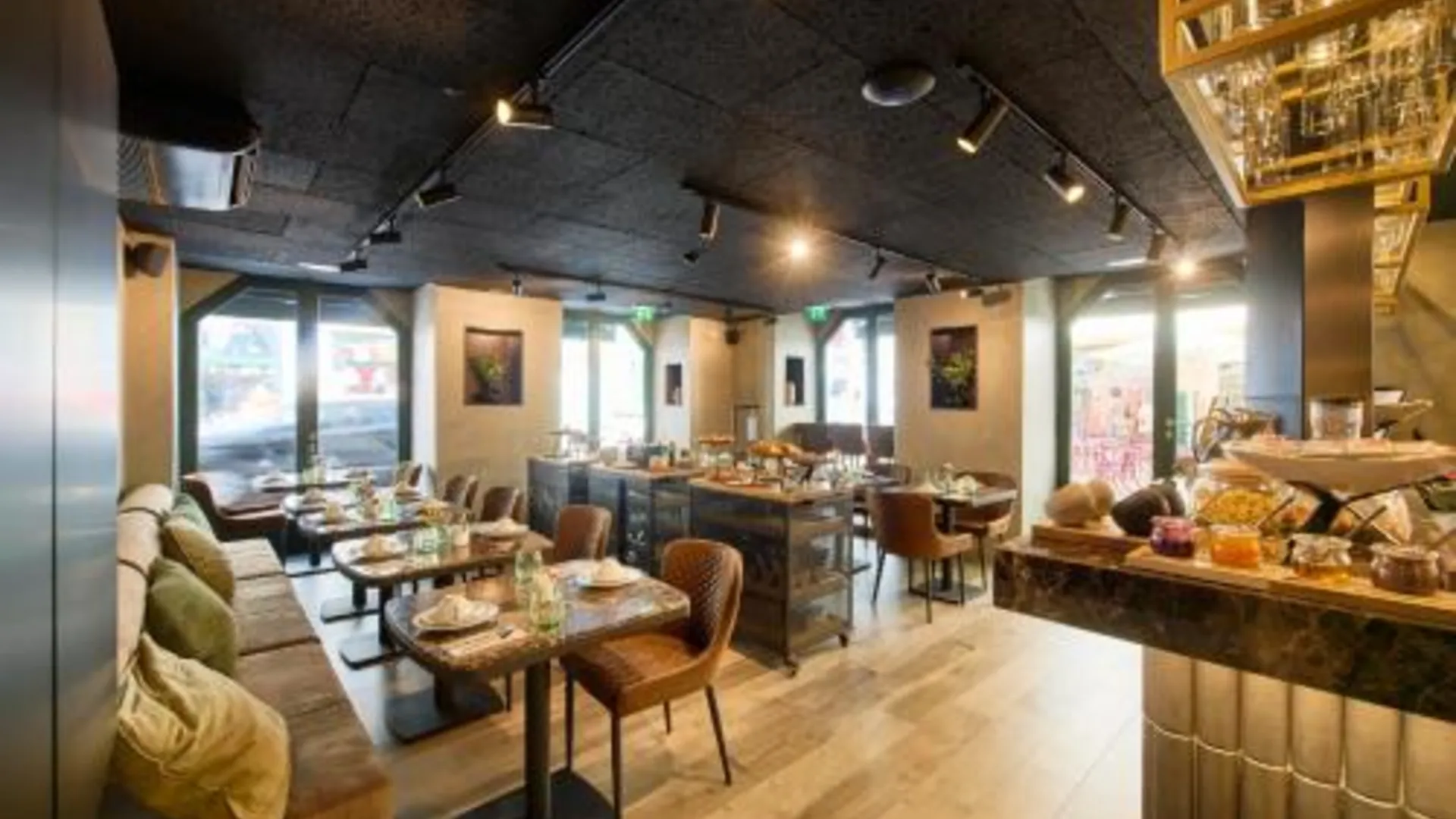 리스본 Hotel Moon & Sun Lisboa 4성급 호텔 로비